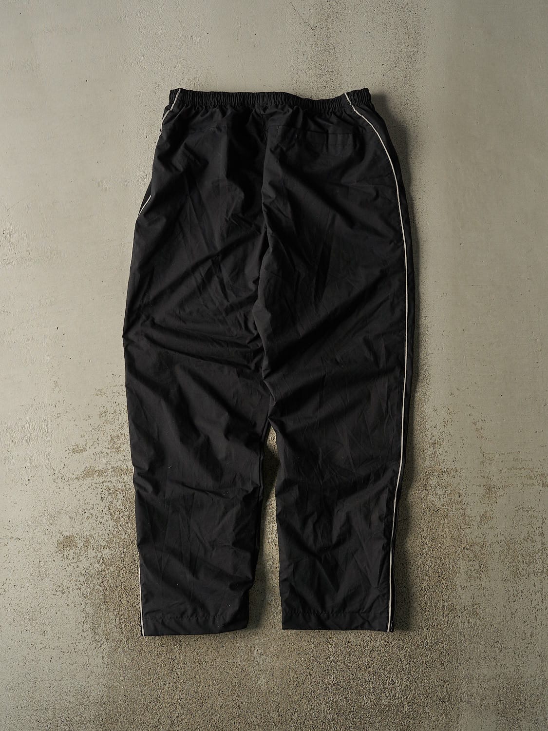 Vintage Y2K Black Nike Track Pants (32x32.5)