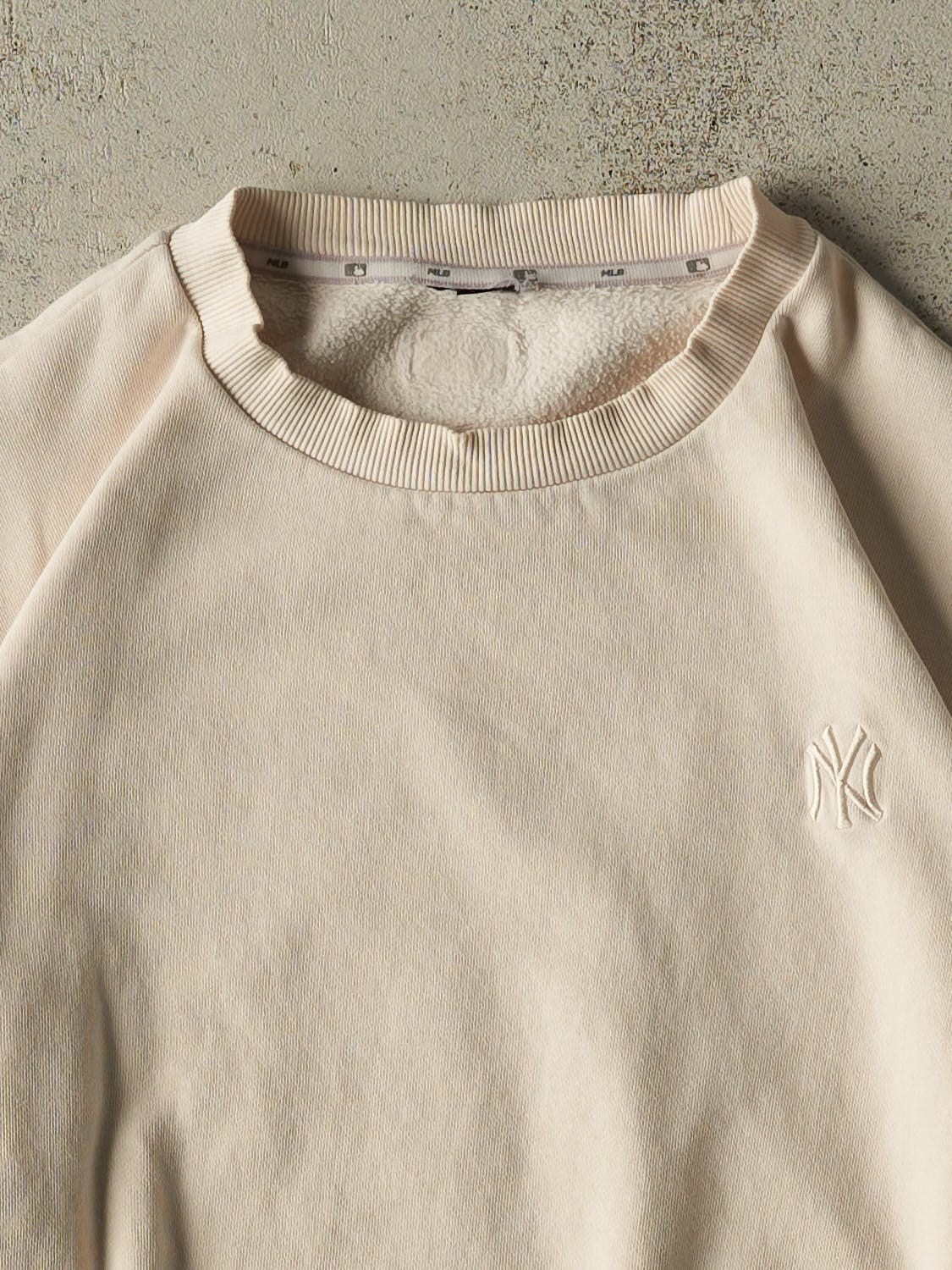 Vintage Y2K Beige New York Yankees Embroidered Crewneck (L)