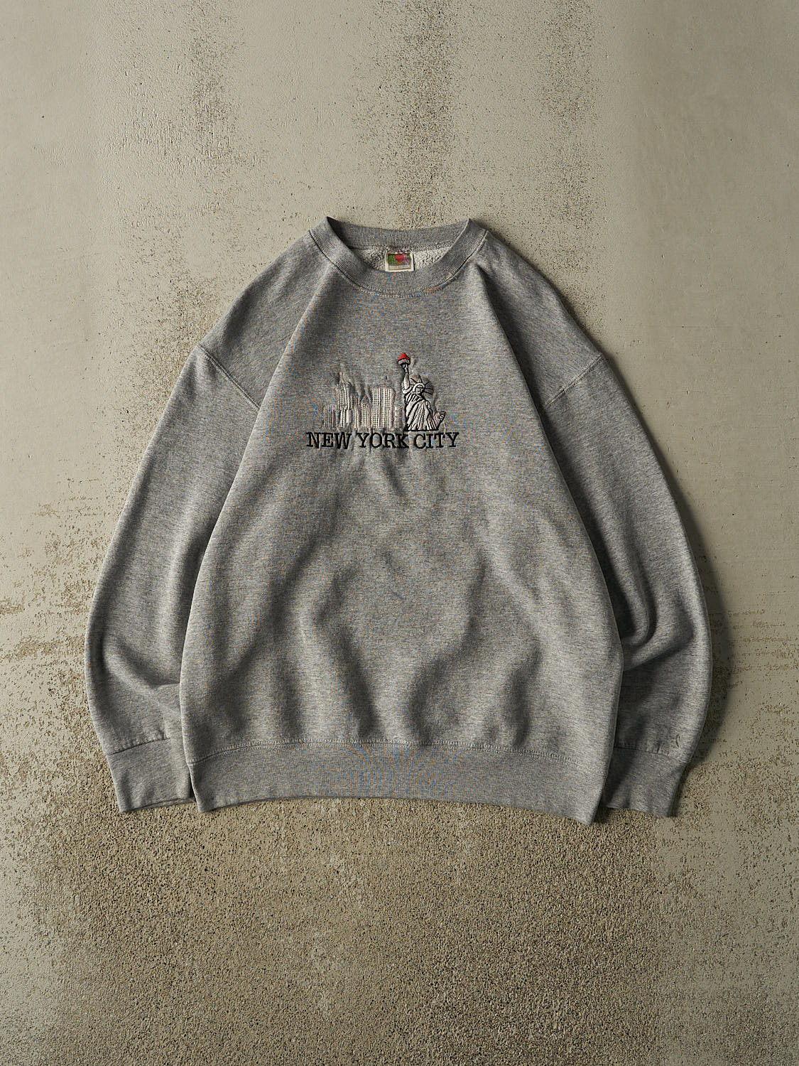 Vintage 90s Grey New York City Embroidered Crewneck (M)