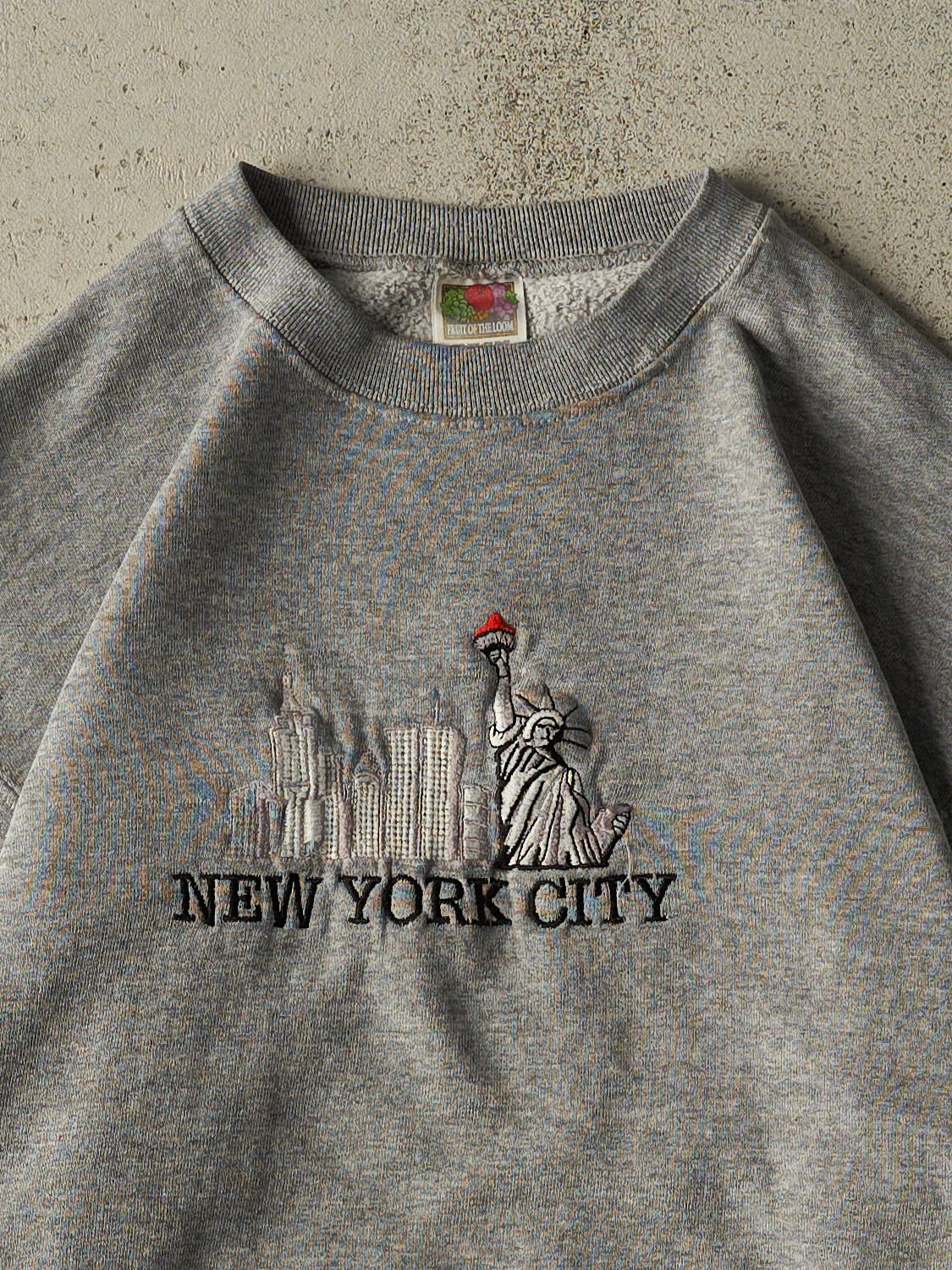 Vintage 90s Grey New York City Embroidered Crewneck (M)