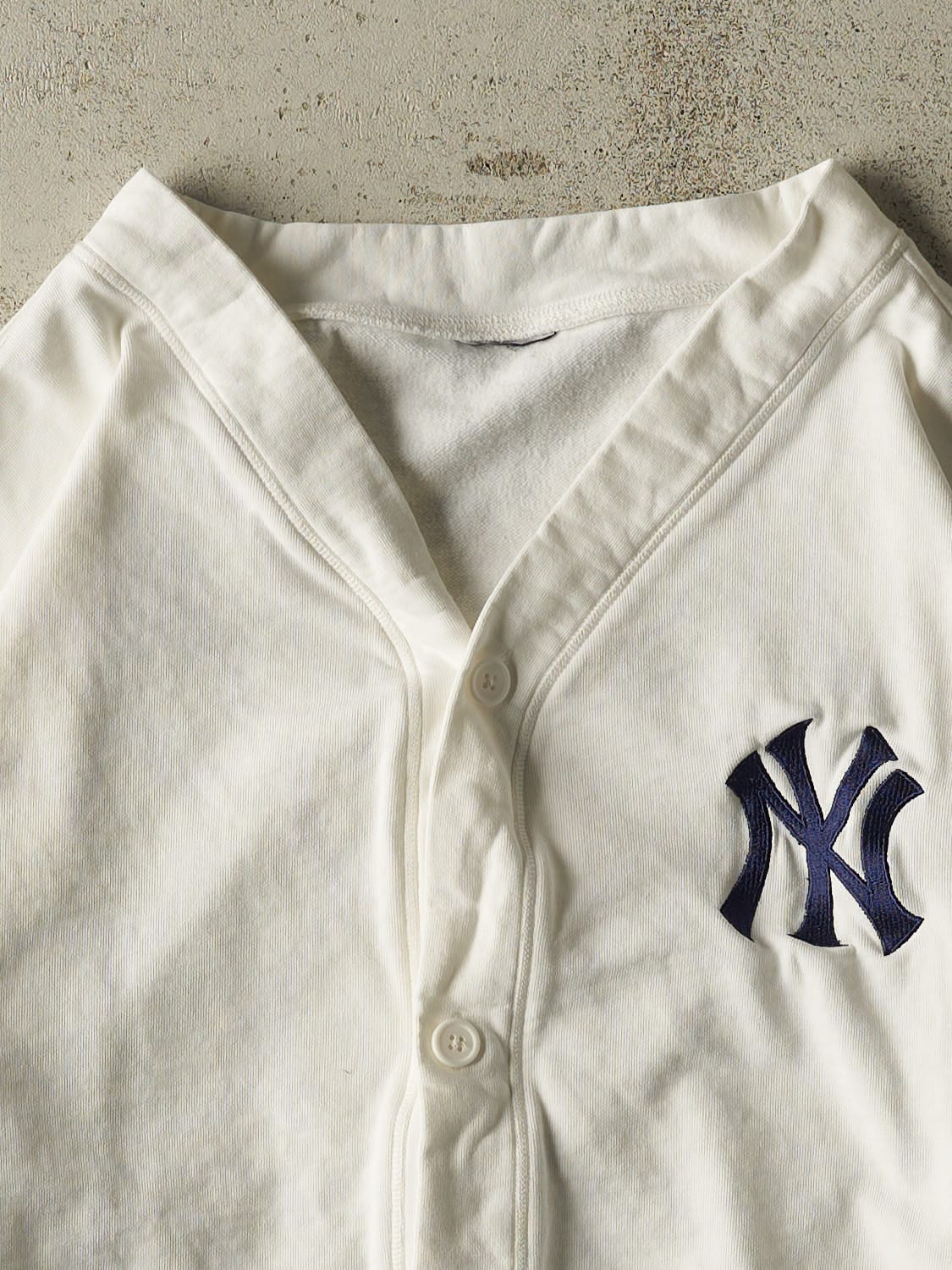 Vintage 90s White New York Yankees Cardigan Sweatshirt (L/XL)