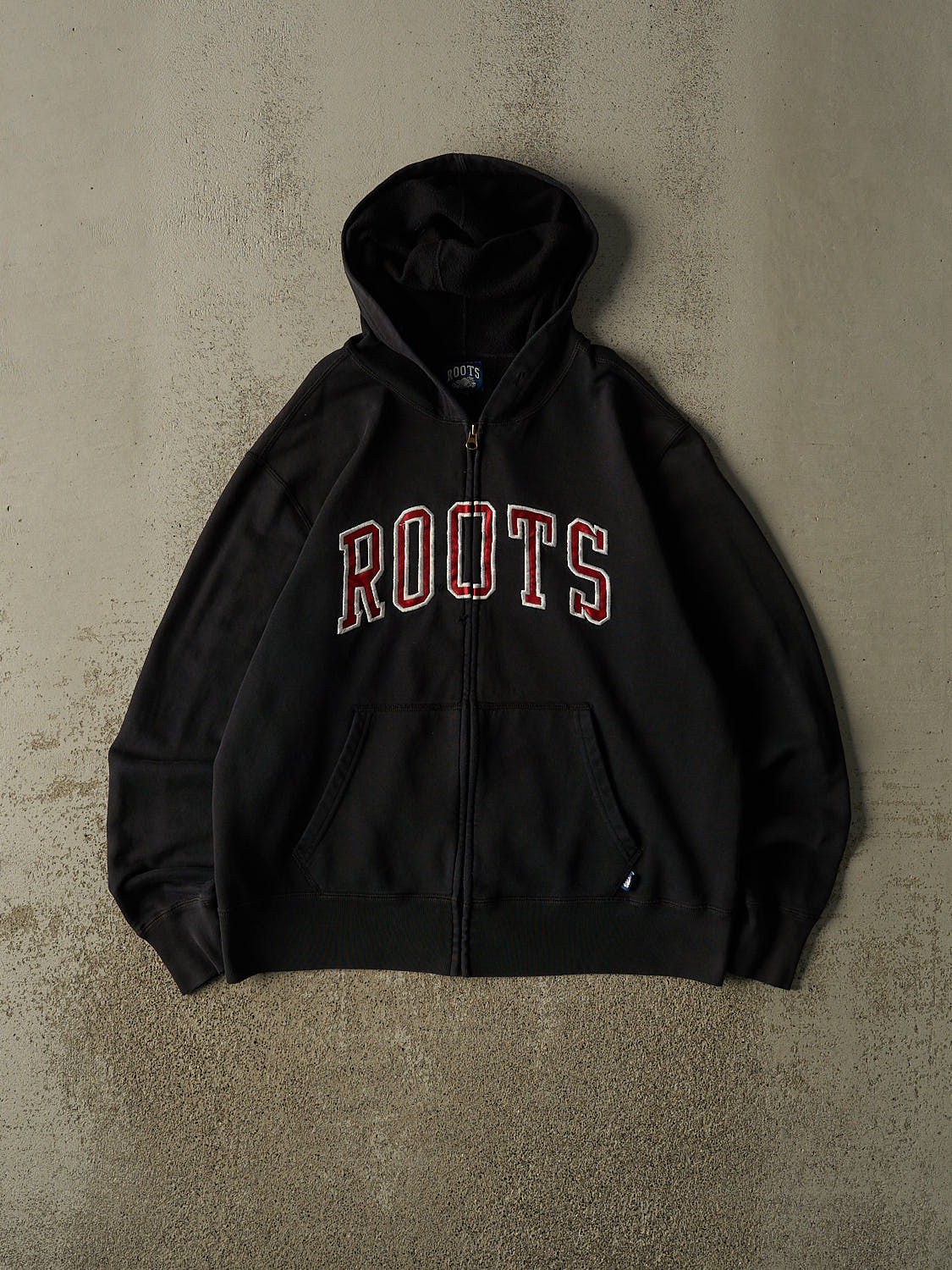 Vintage Y2K Faded Black Roots Embroidered Zip Up Hoodie (L)
