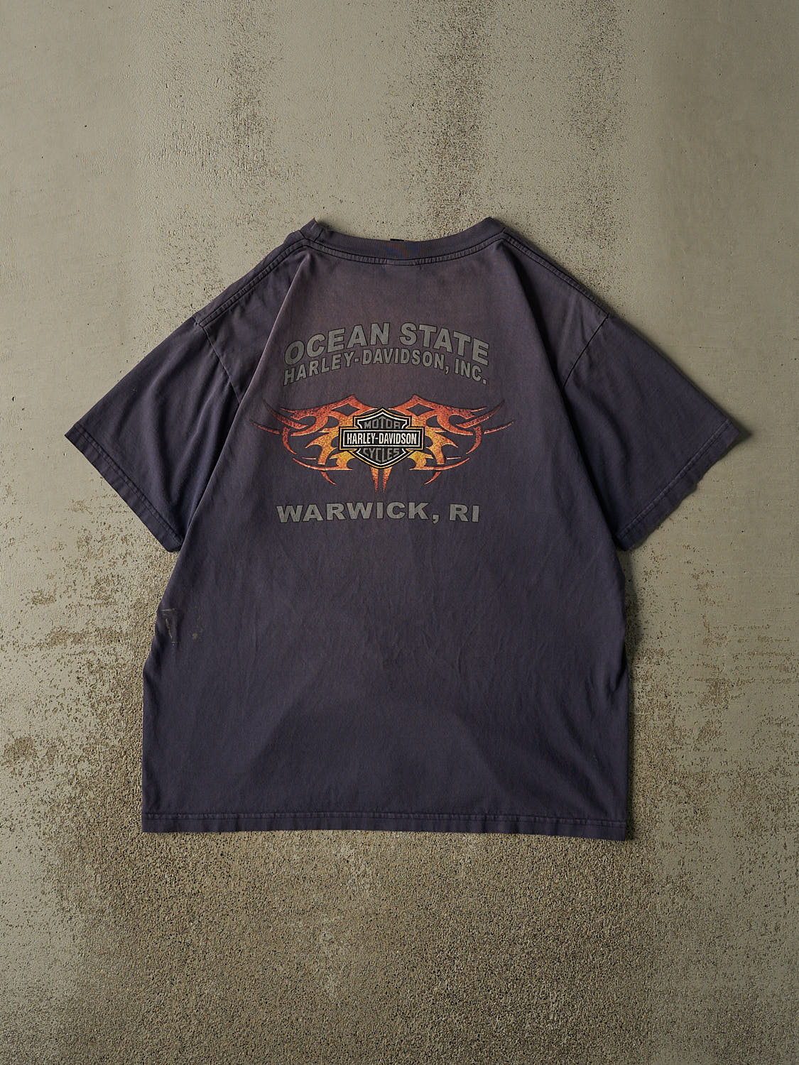 Vintage 04' Sun Faded Navy Harley Davidson Warwick RI Tee (XL)
