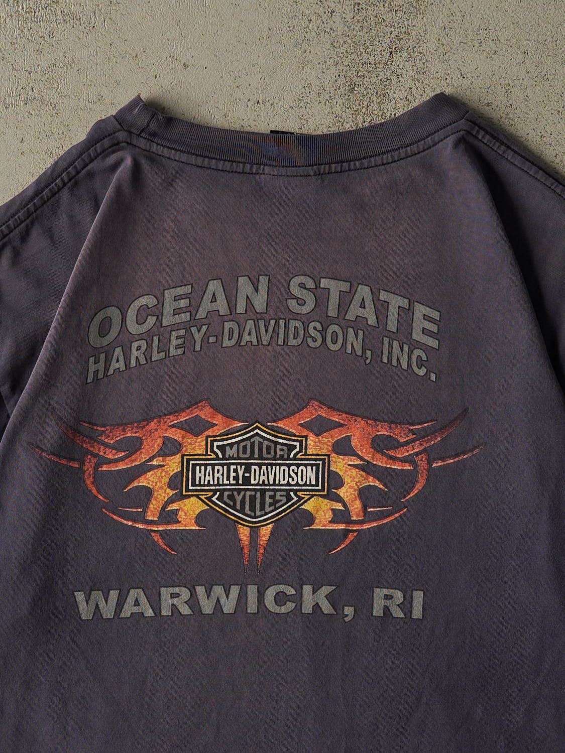 Vintage 04' Sun Faded Navy Harley Davidson Warwick RI Tee (XL)