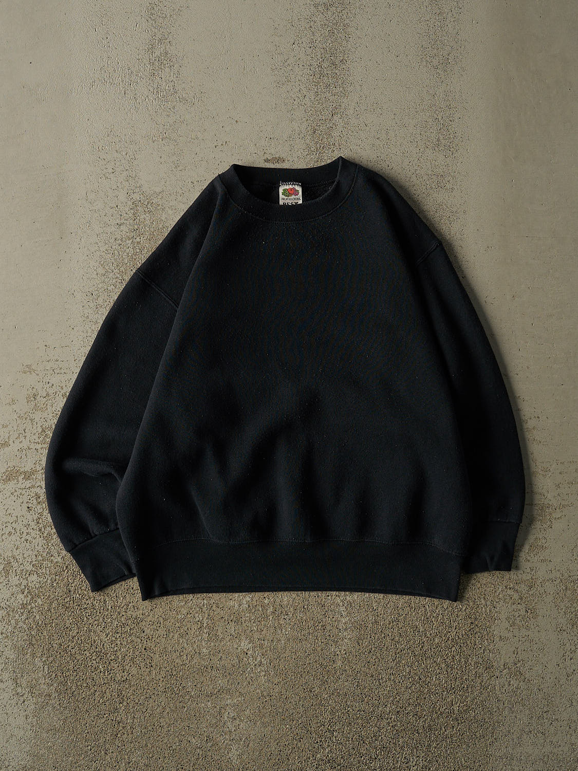 Vintage Y2K Faded Black Blank Crewneck (L)
