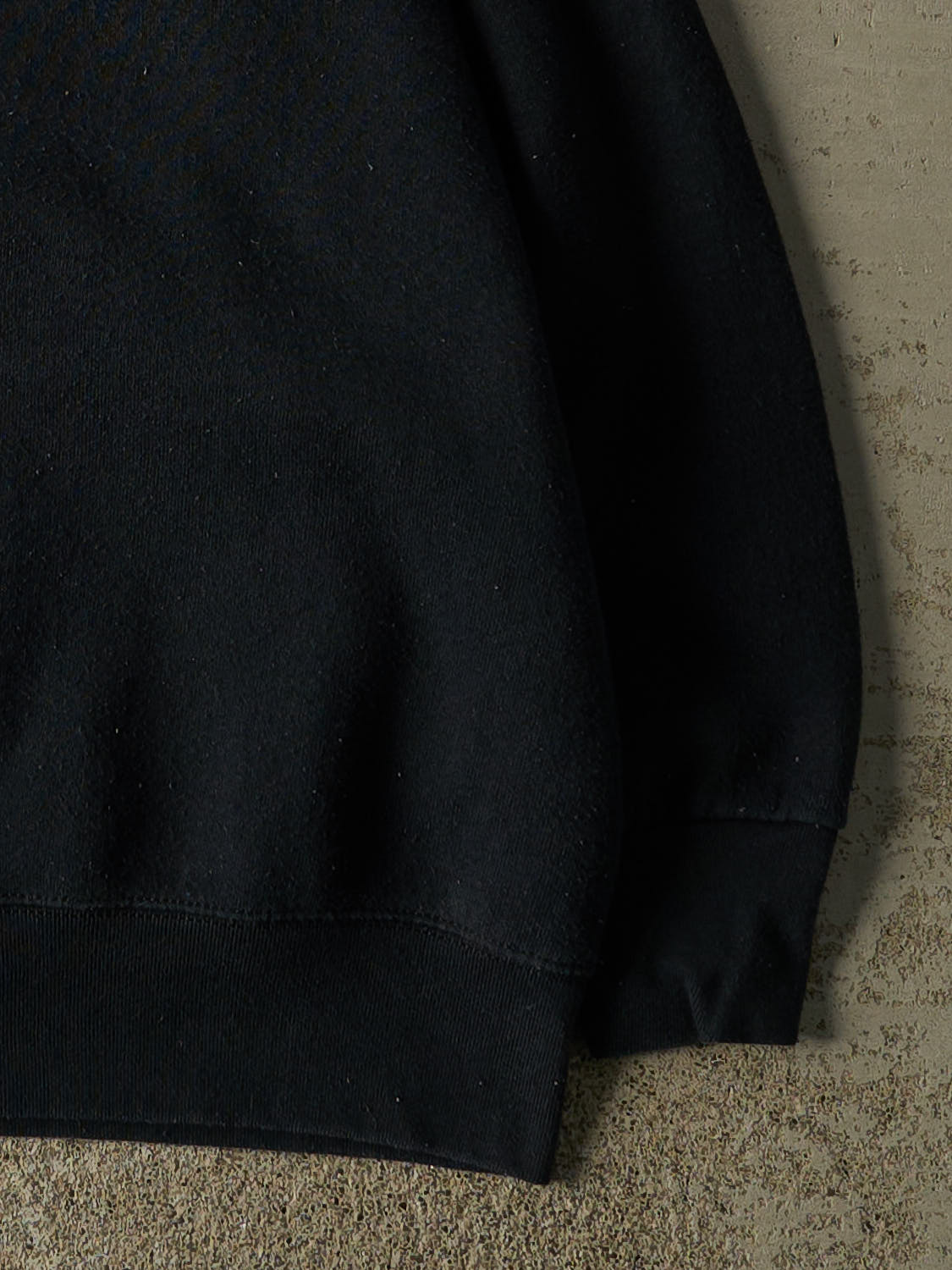 Vintage Y2K Faded Black Blank Crewneck (L)