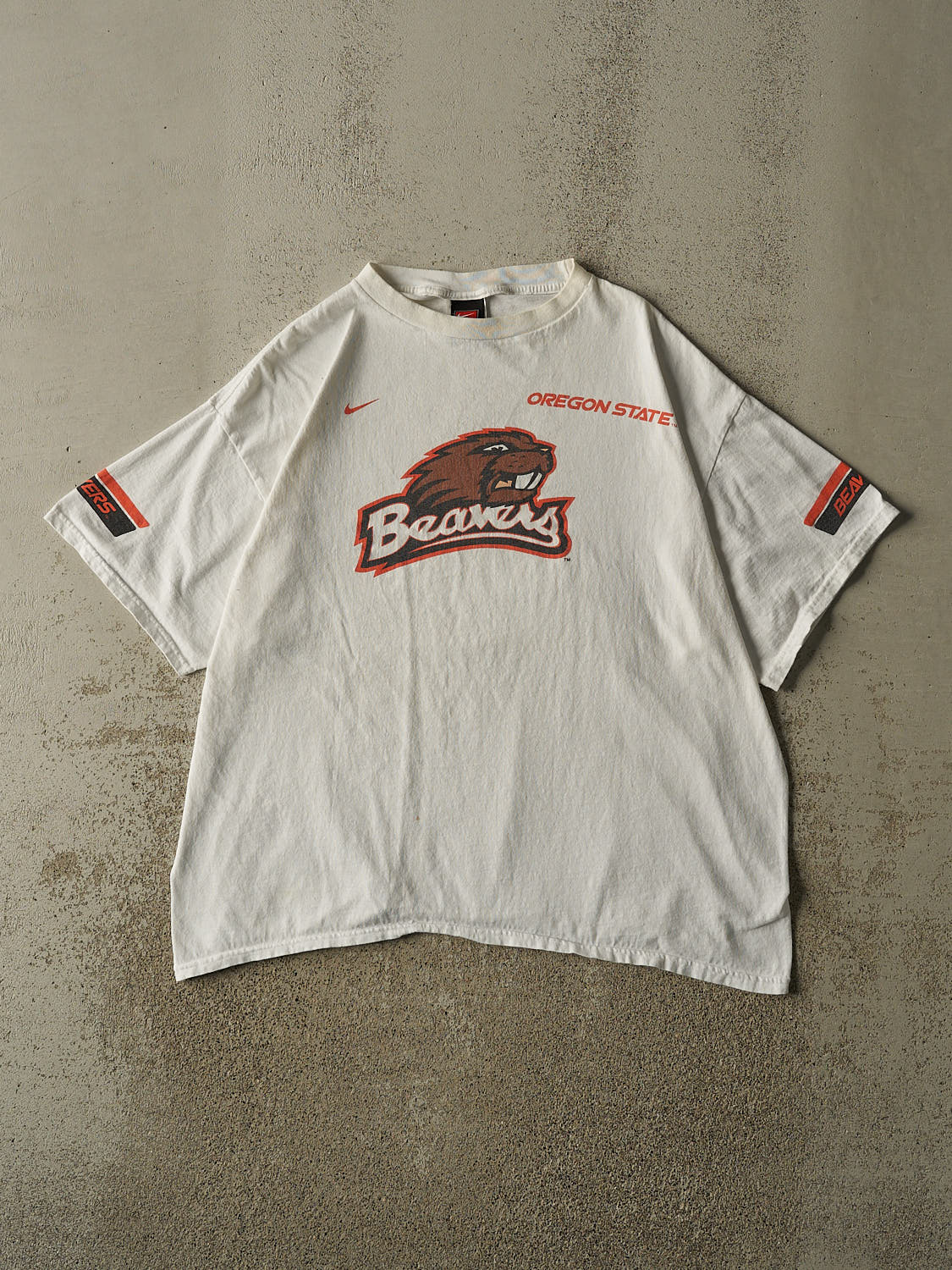 Vintage Y2K White Nike Oregon State University Beavers Tee (L/XL)