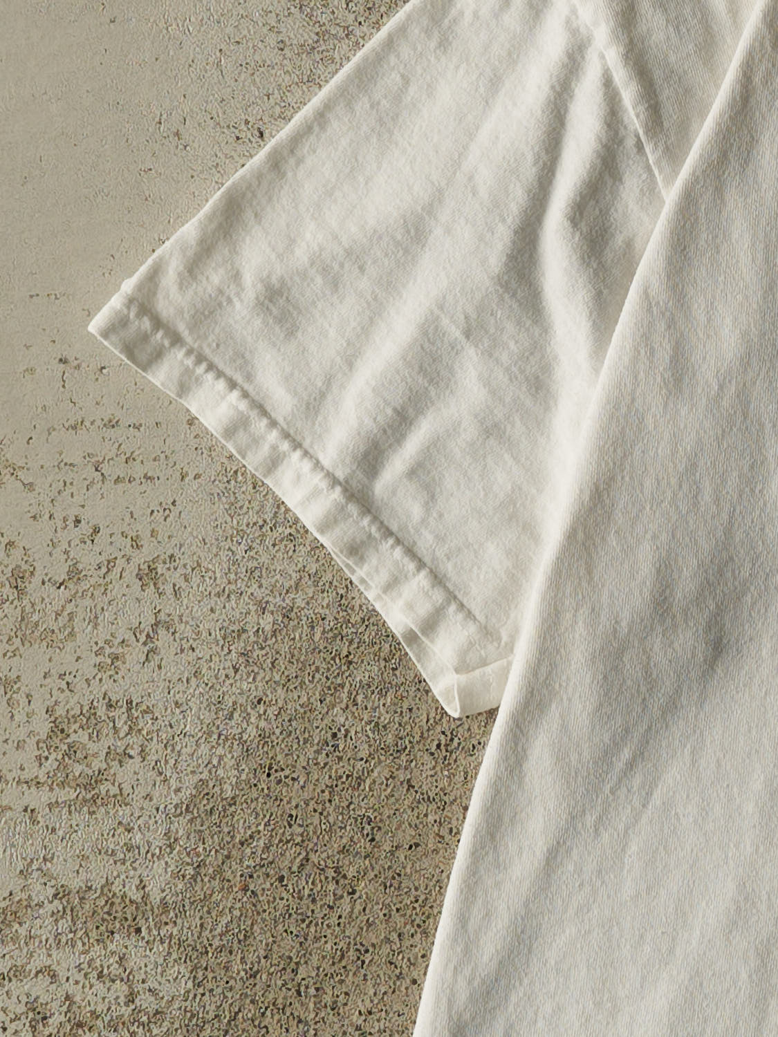 Vintage 04' White American Classic Truck Tee (L/XL)