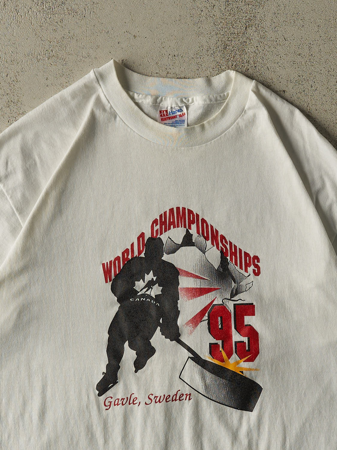 Vintage 95' White Team Canada Hockey World Champions Single Stitch  Tee (L/XL)