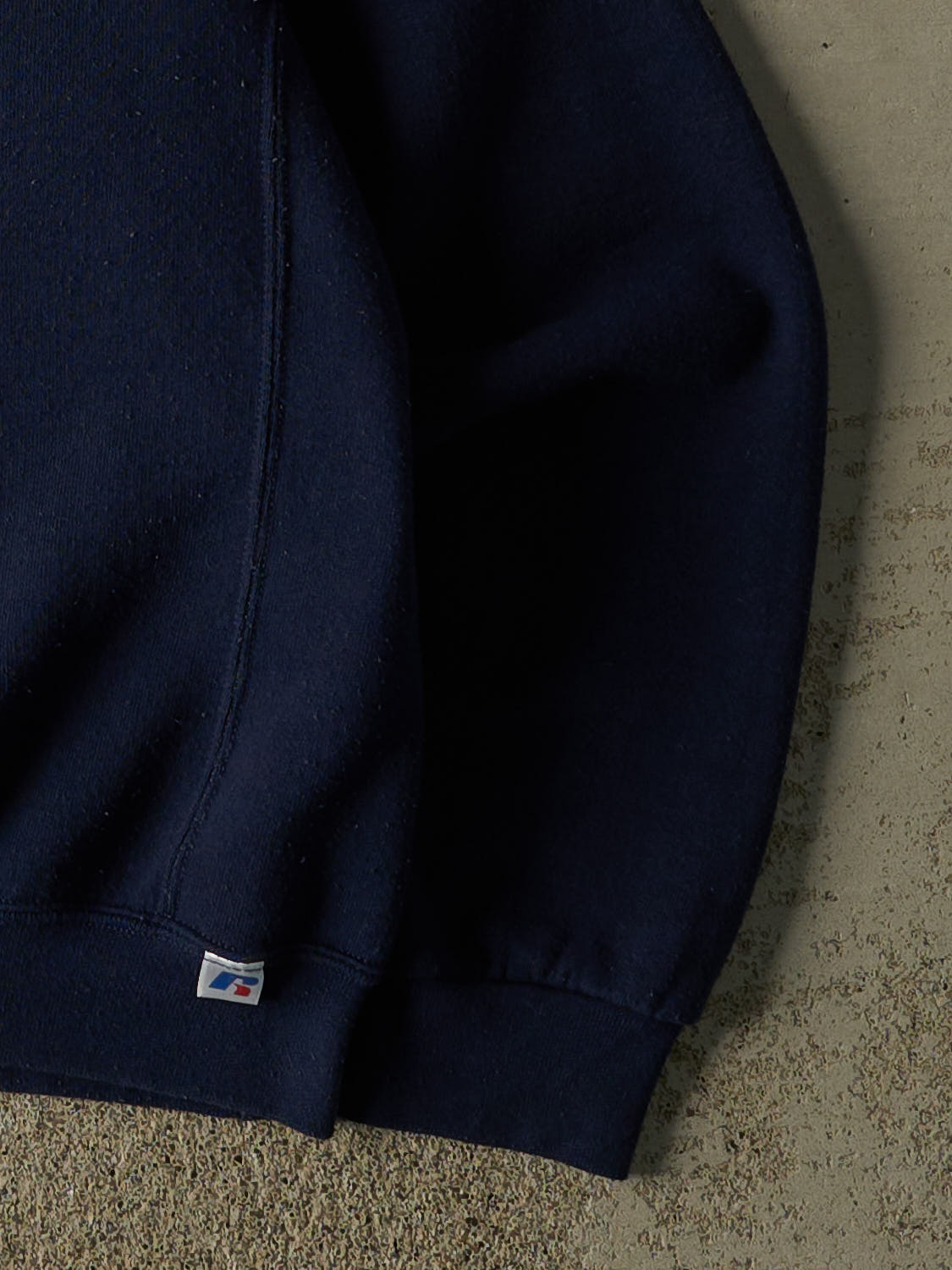 Vintage Y2K Navy Blue Russell Athletic Blank Crewneck (M)