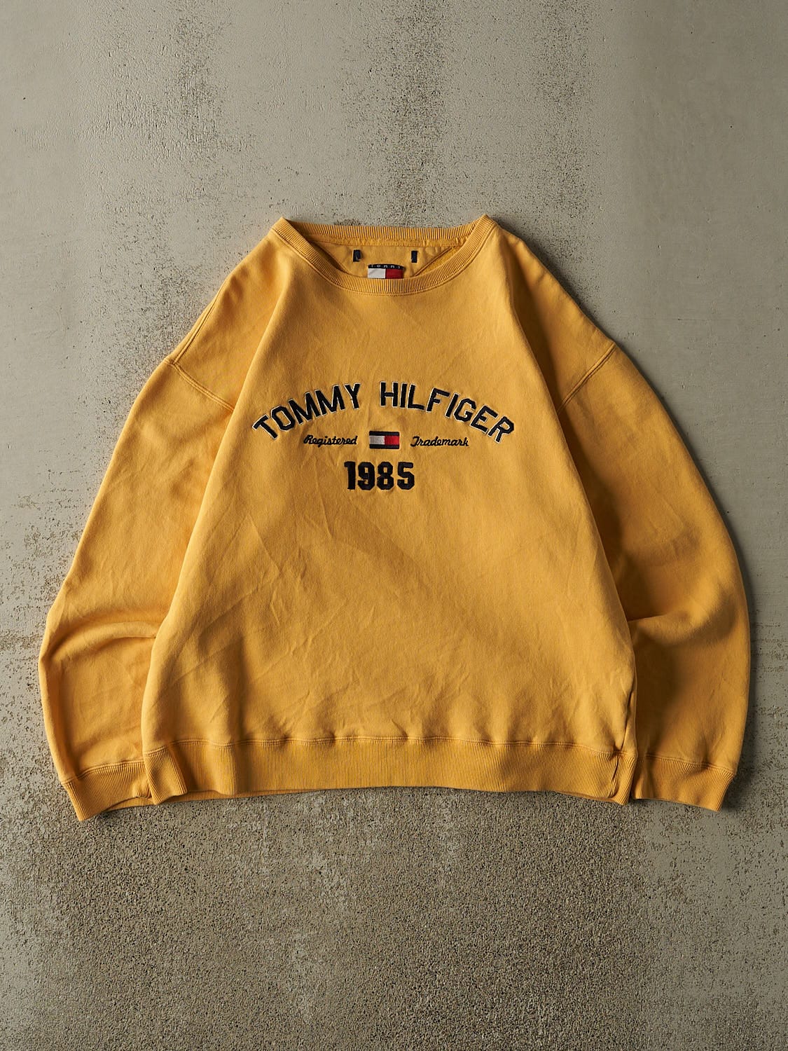 Vintage 90s Yellow Tommy Hilfiger Crewneck (M/L)