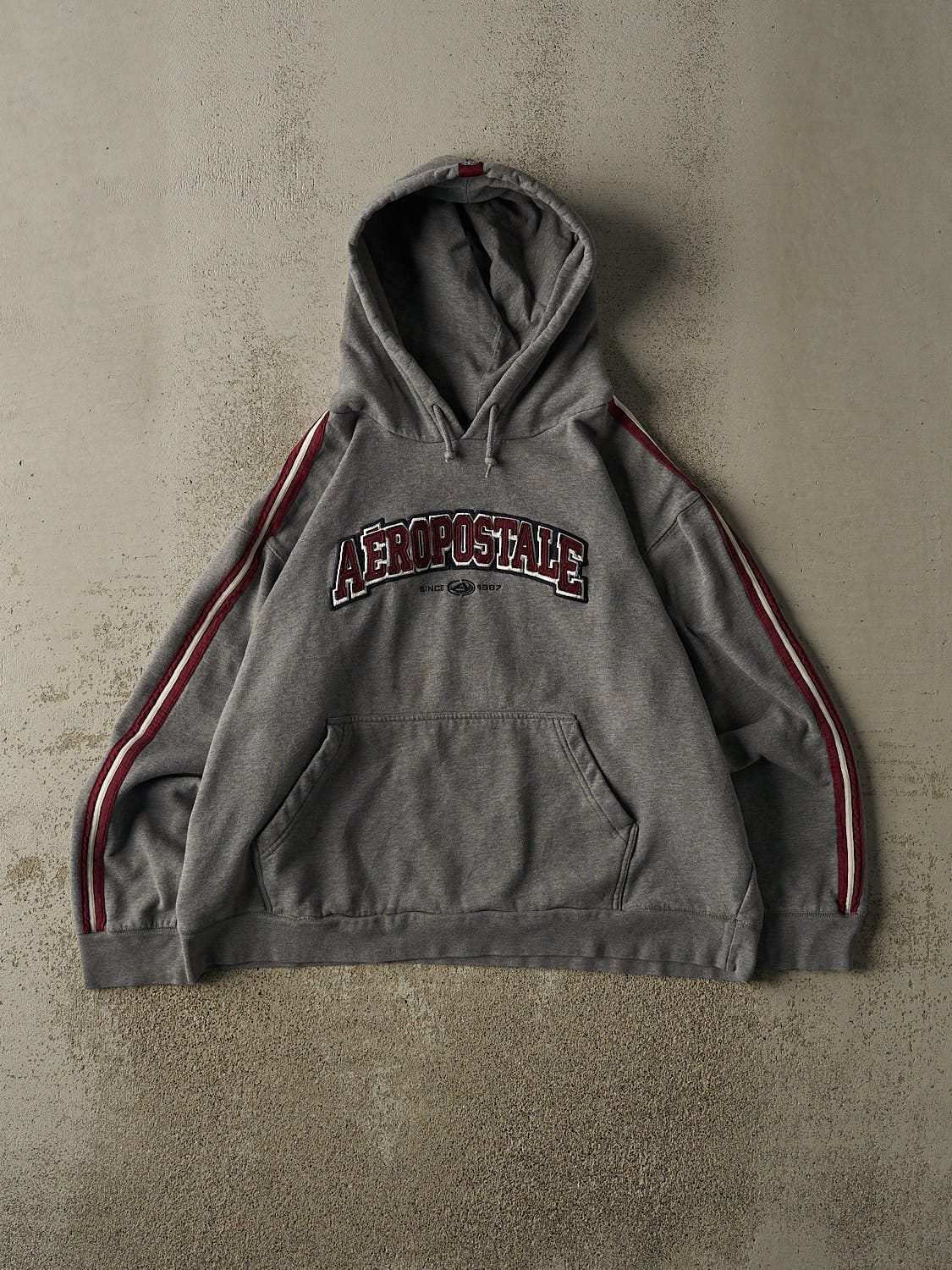 Vintage Y2K Grey Aeropostale Embroidered Hoodie (L)