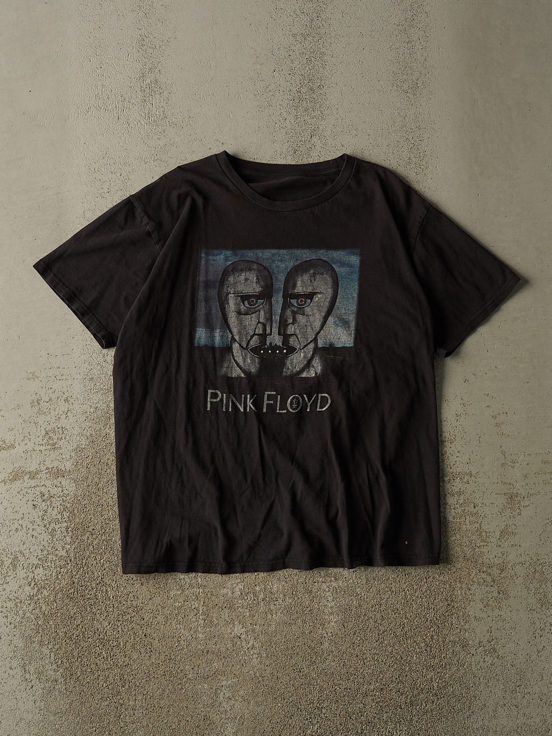 Vintage Y2K Black Pink Floyd Tee (L)