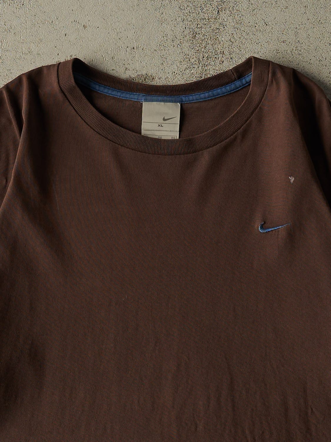 Vintage Y2K Brown Nike Embroidered Tee (L/XL)