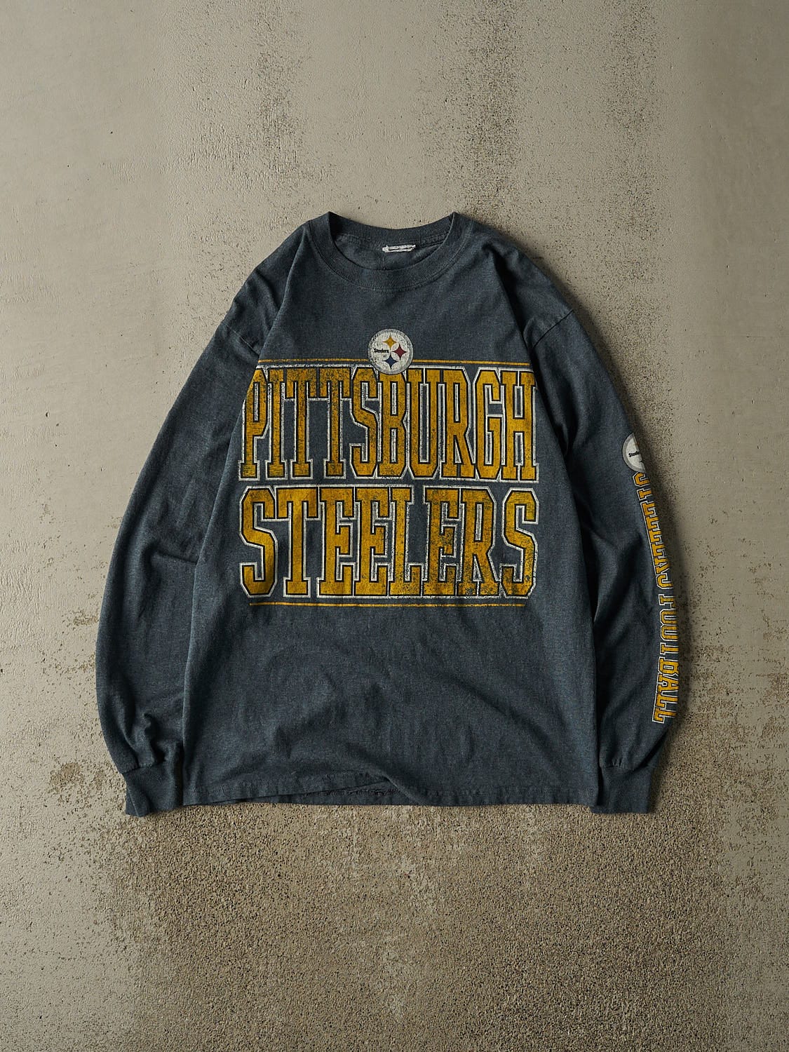 Vintage Y2K Charcoal Grey Pittsburgh Steelers Long Sleeve (S/M)