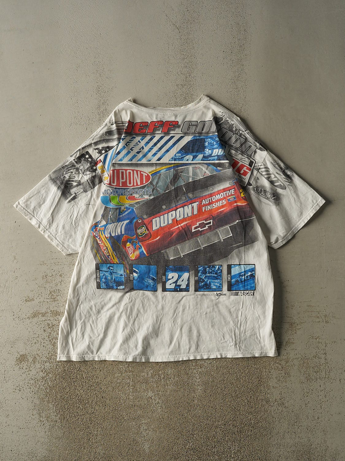 Vintage 04' White Jeff Gordon Nascar Racing Tee (XXL/XXXL)