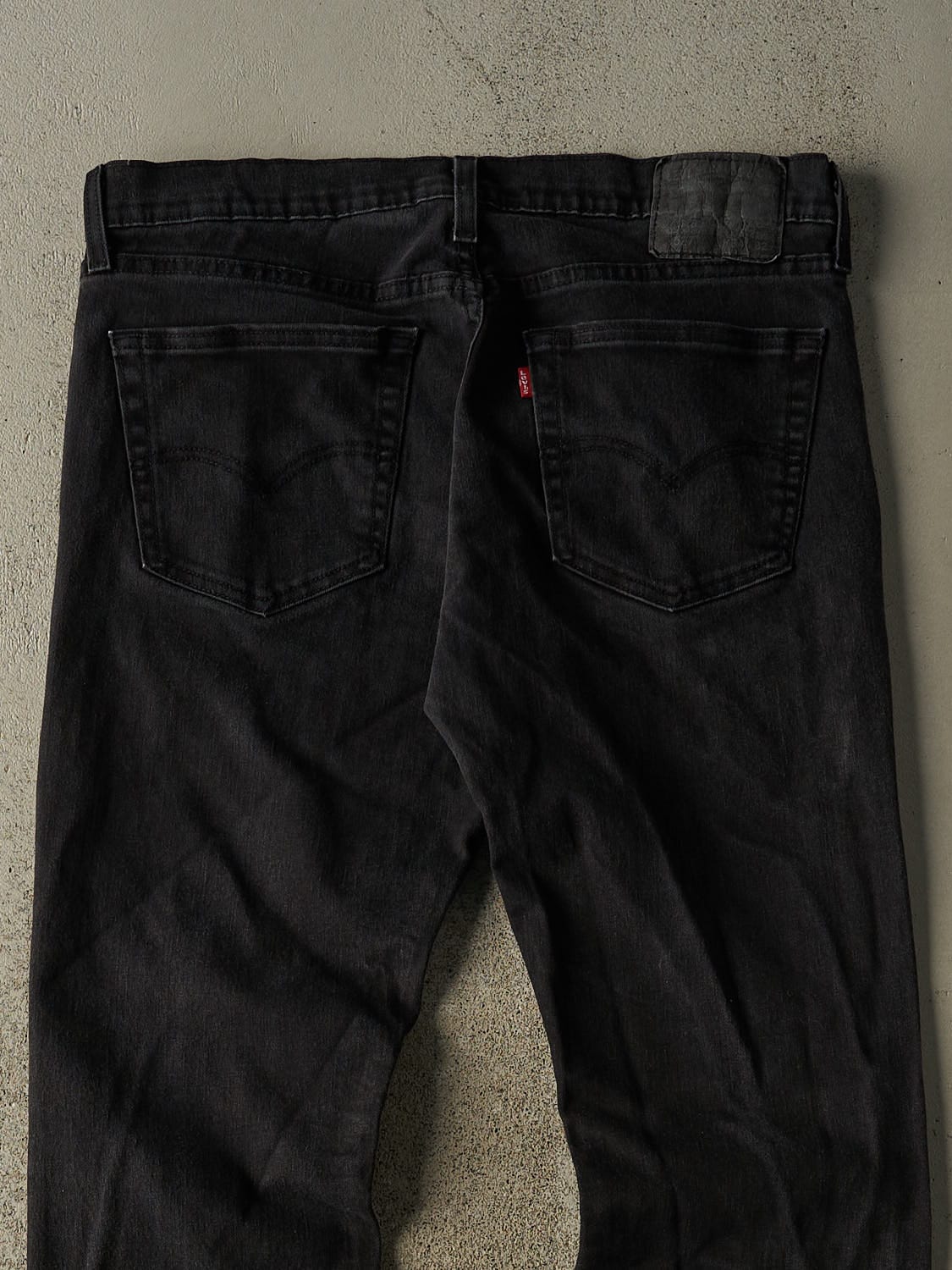 Vintage Y2K Black Levi's 527 Denim Pants (35x31.5)