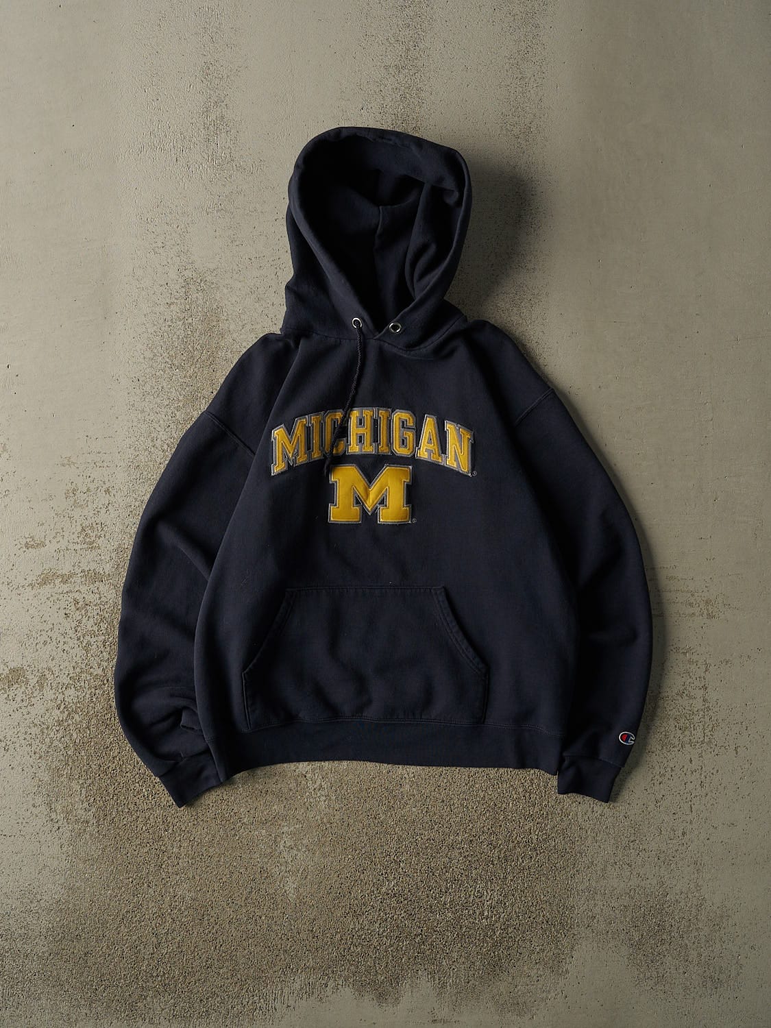 Vintage 90s Navy Blue University of Michigan Hoodie (S/M)