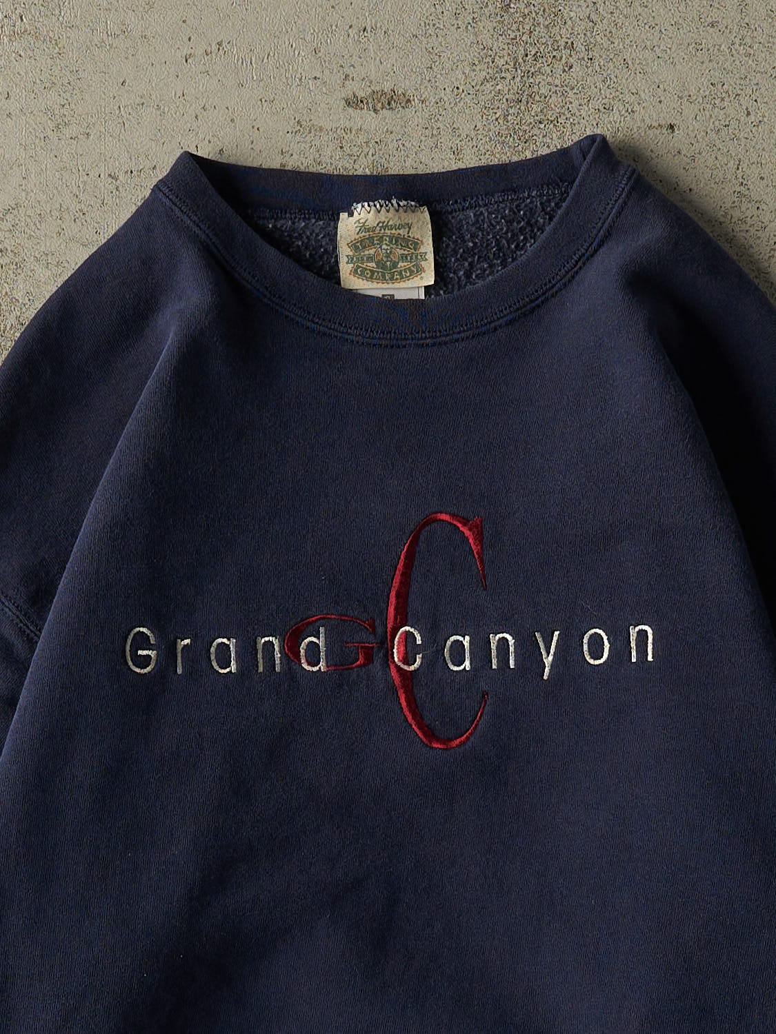 Vintage 90s Navy Blue Grand Canyon Embroidered Crewneck (M)