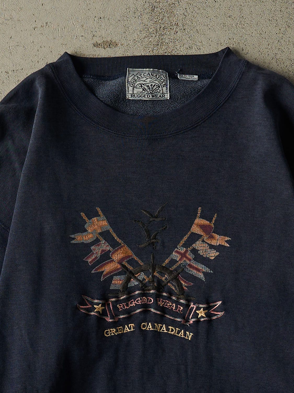 Vintage 90s Navy Blue Great Canadian Ruggedwear Embroidered Crewneck (M/L)