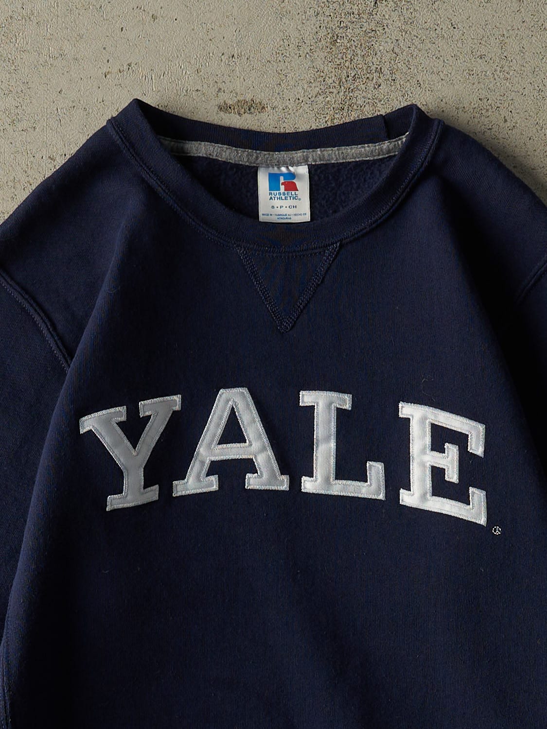 Vintage Y2K Navy Blue Russell Athletic Yale University Crewneck (XS)