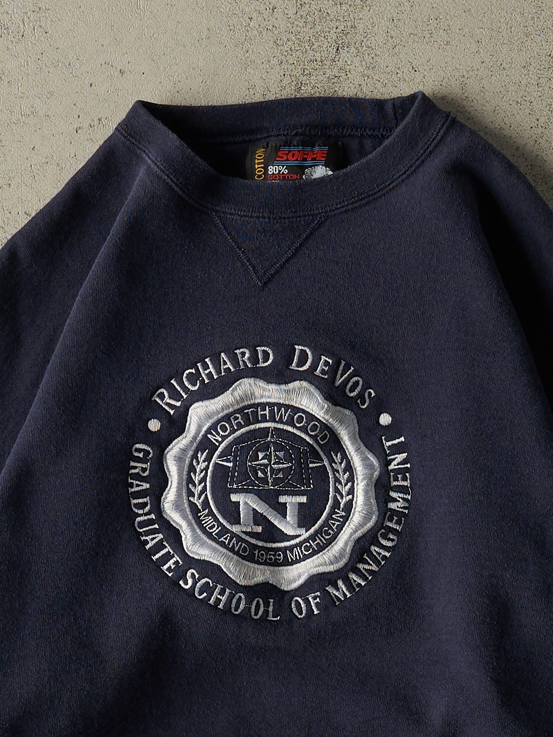 Vintage 90s Navy Blue Richard Devos Graduate School of Management Crewneck (L/XL)