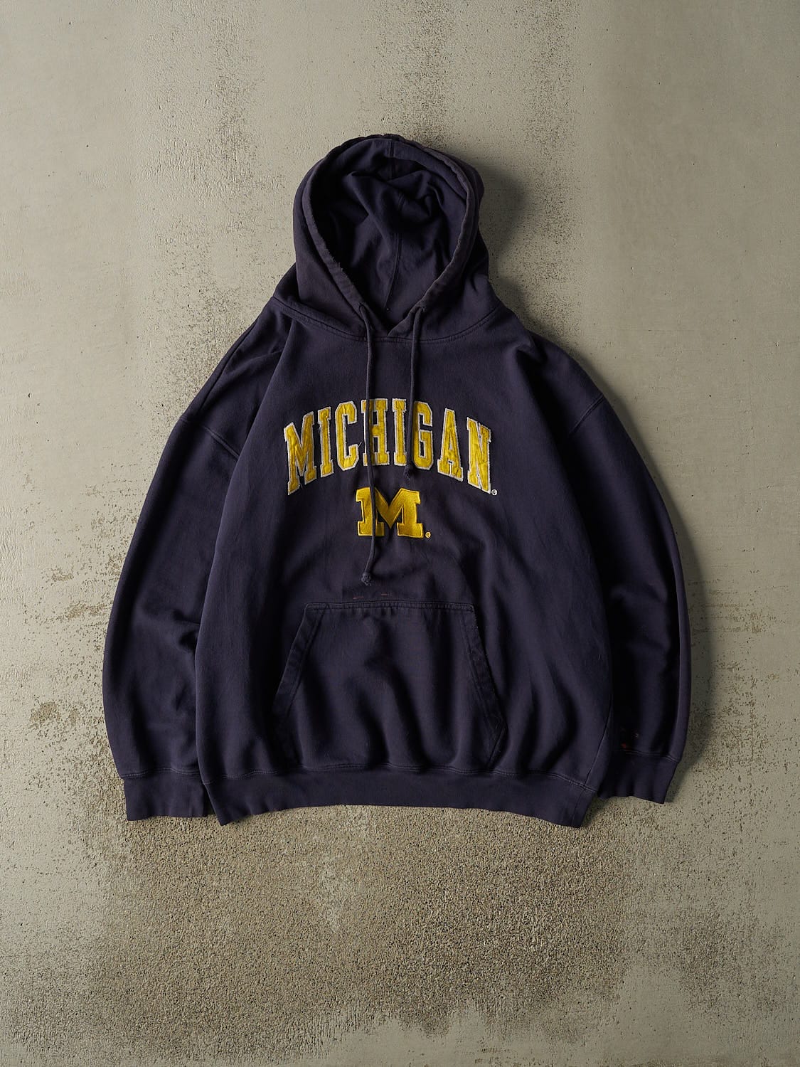Vintage Y2K Navy Blue University of Michigan Embroidered Hoodie (XL)