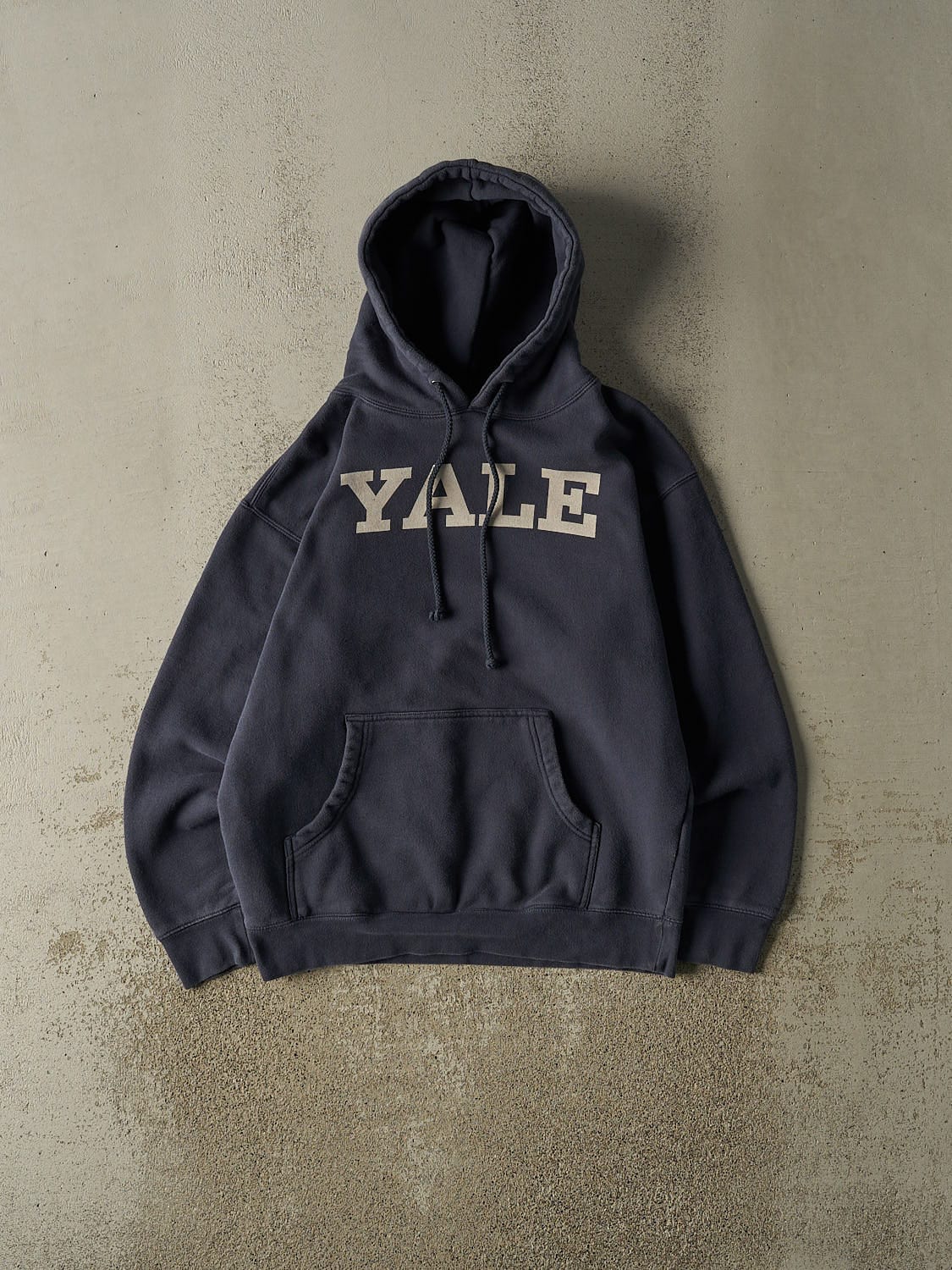 Vintage Y2K Sun Faded Navy Yale University Hoodie (M)