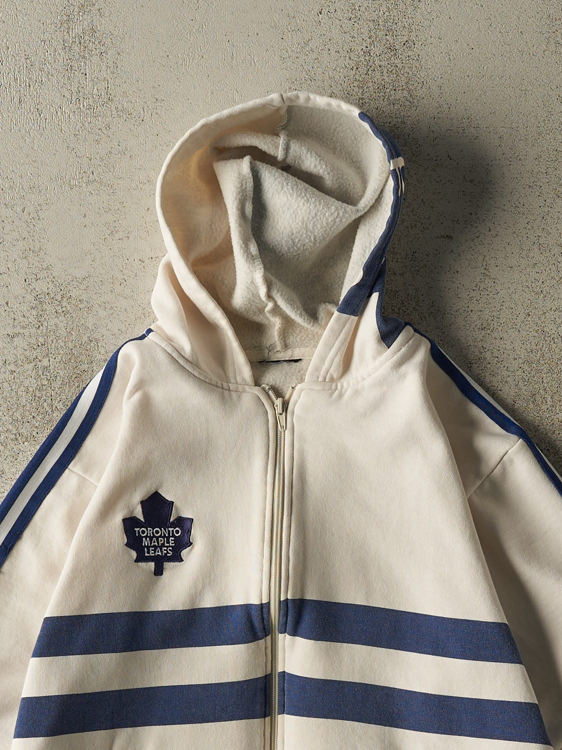 Vintage 90s White & Blue Toronto Maple Leafs Embroidered Zip Up Hoodie (XS)