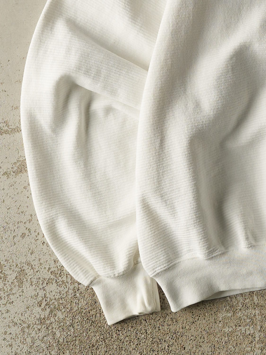 Vintage 90s White Tommy Hilfiger Embroidered Lightweight Crewneck (XL/XXL)