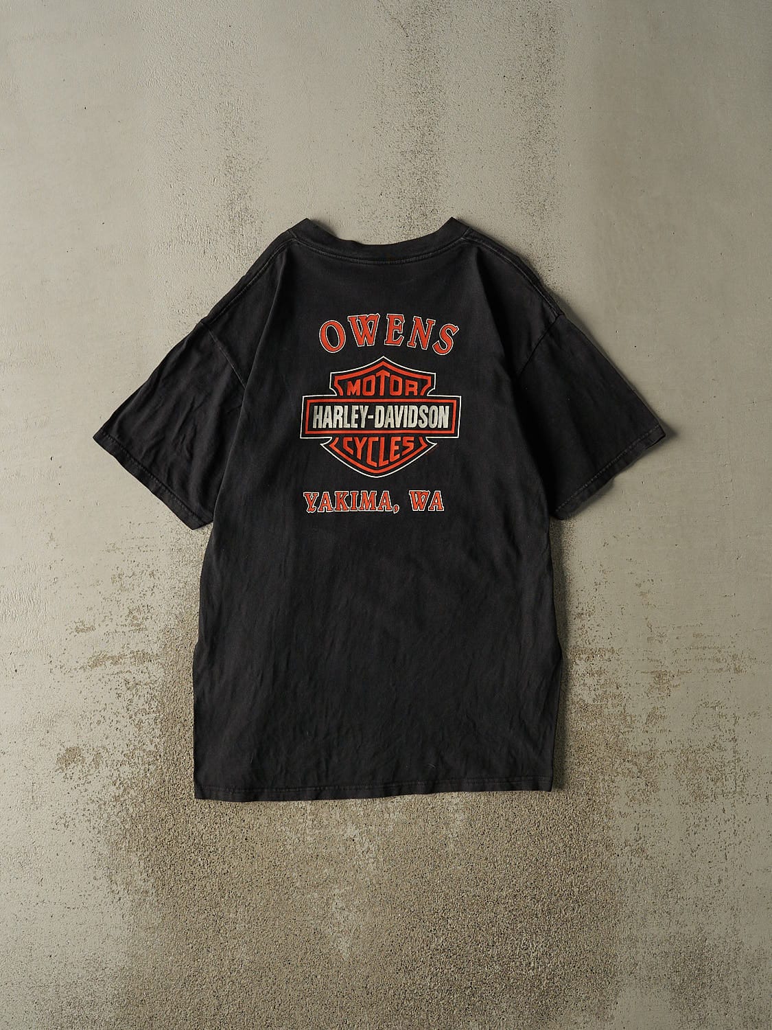 Vintage 99' Black Harley Davidson Yakima WA Tee (L/XL)