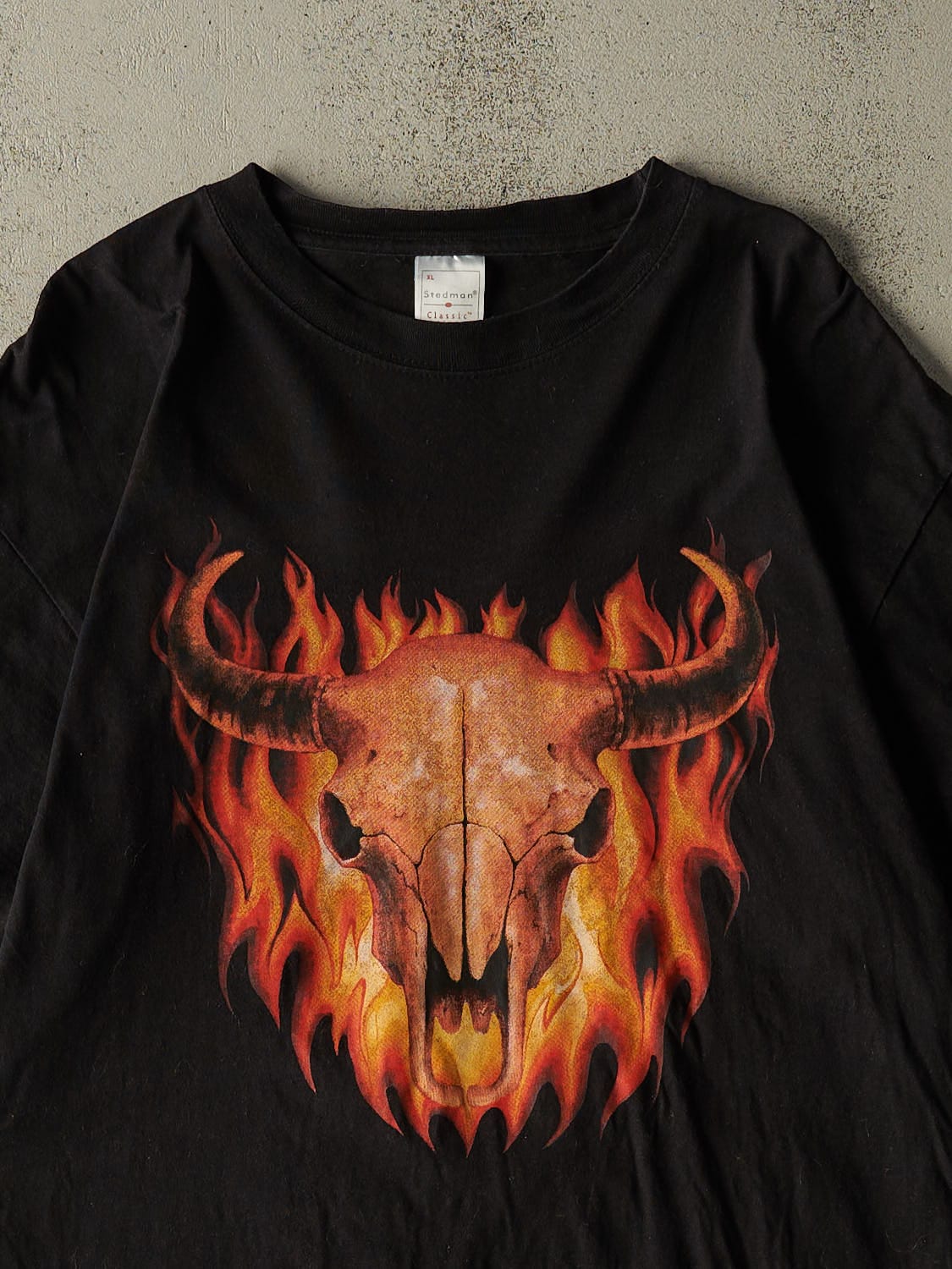 Vintage Y2K Black Flame Skull Tee (L/XL)