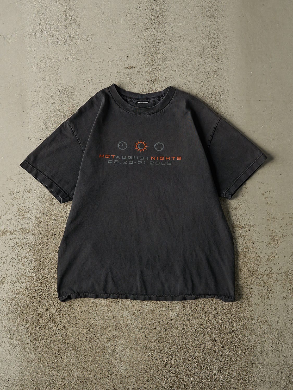 Vintage 05' Faded Black Hot August Nights Tee (M)
