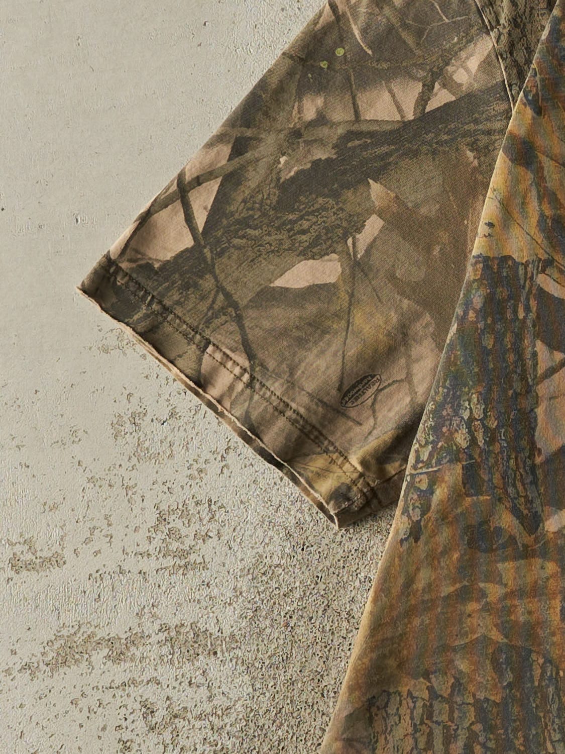 Vintage Y2K Camo Realtree Pocket Tee (L/XL)