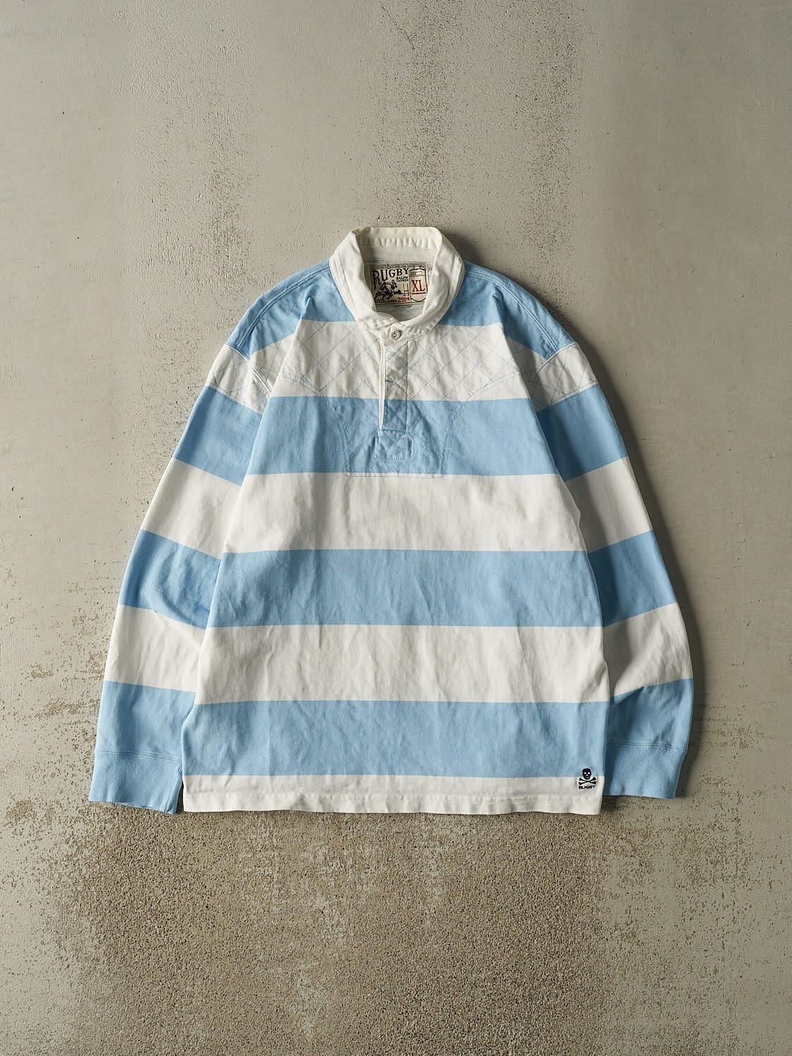 Vintage Y2K White & Blue Quarter Button Long Sleeve (XL)