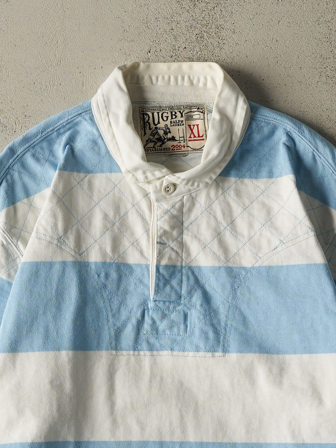 Vintage Y2K White & Blue Quarter Button Long Sleeve (XL)