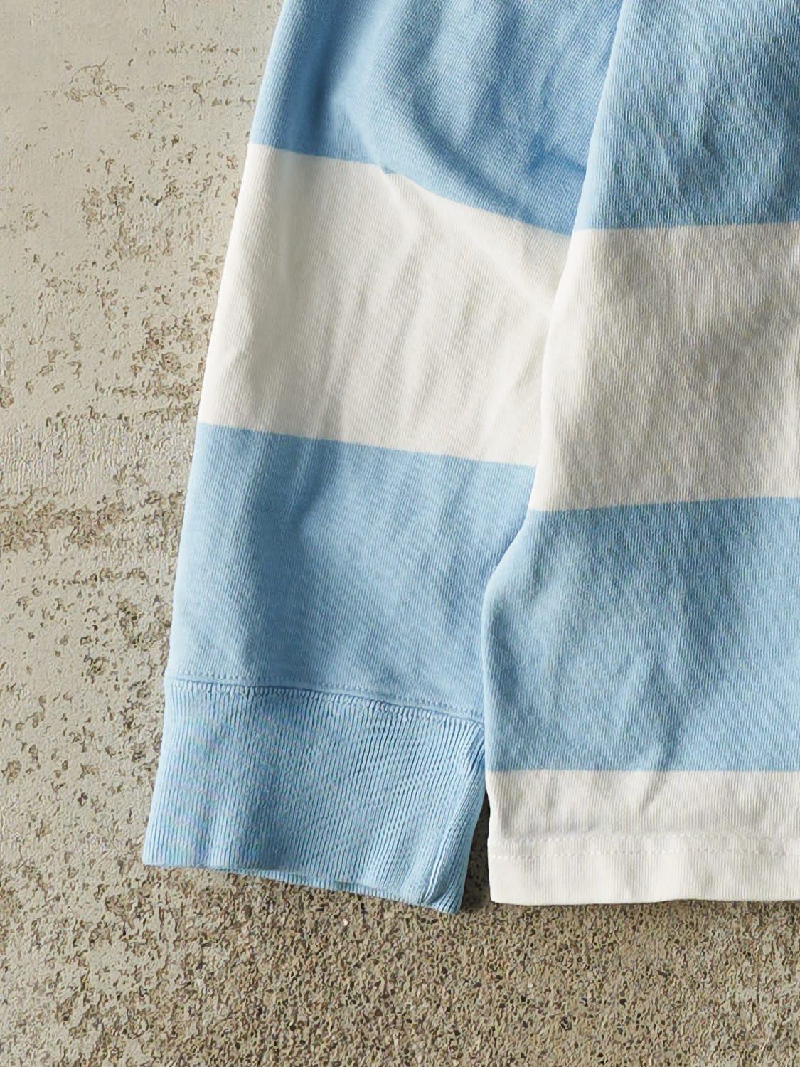 Vintage Y2K White & Blue Quarter Button Long Sleeve (XL)