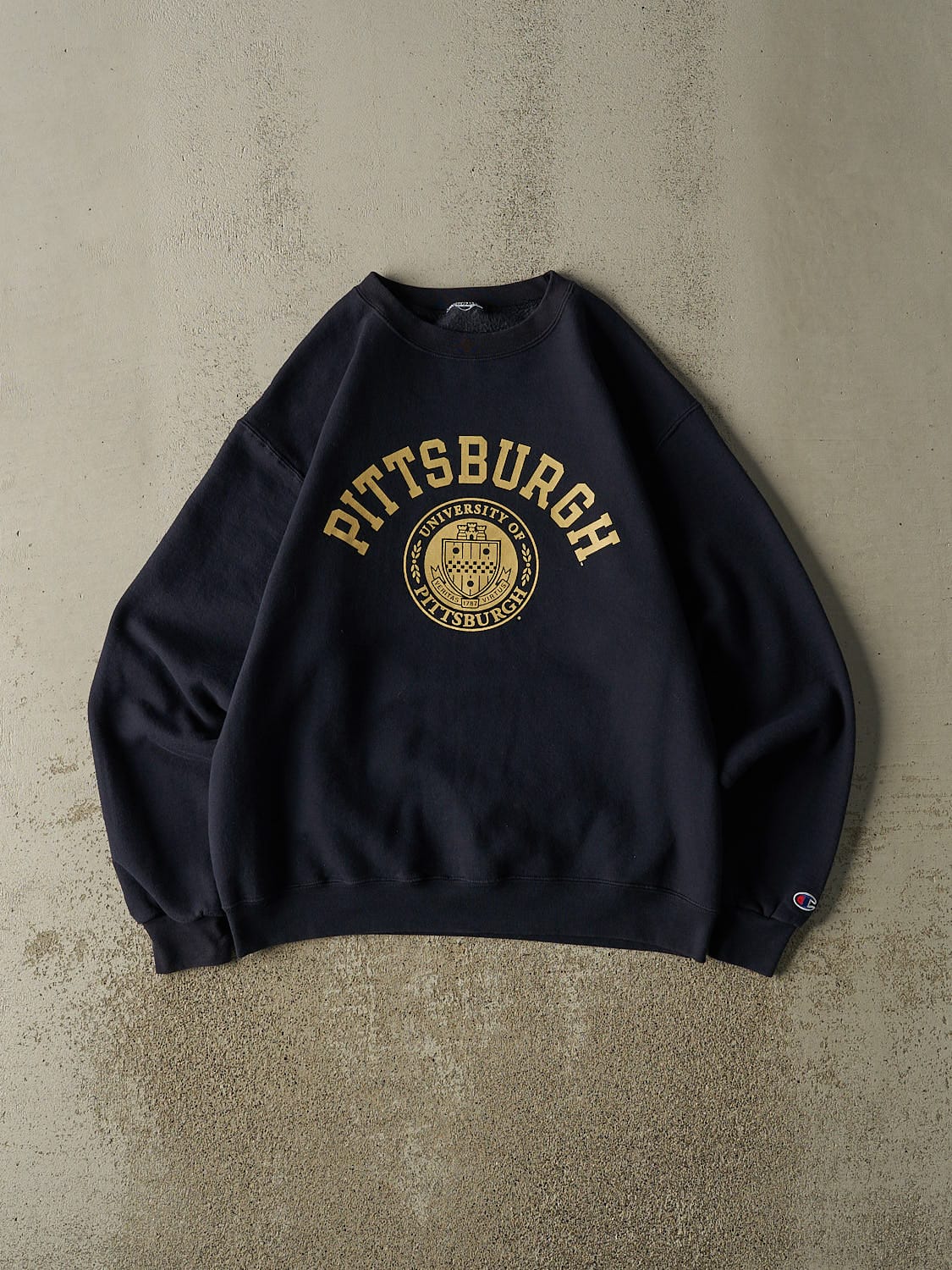 Vintage Y2K Navy Blue University of Pittsburgh Champion Crewneck (M/L)