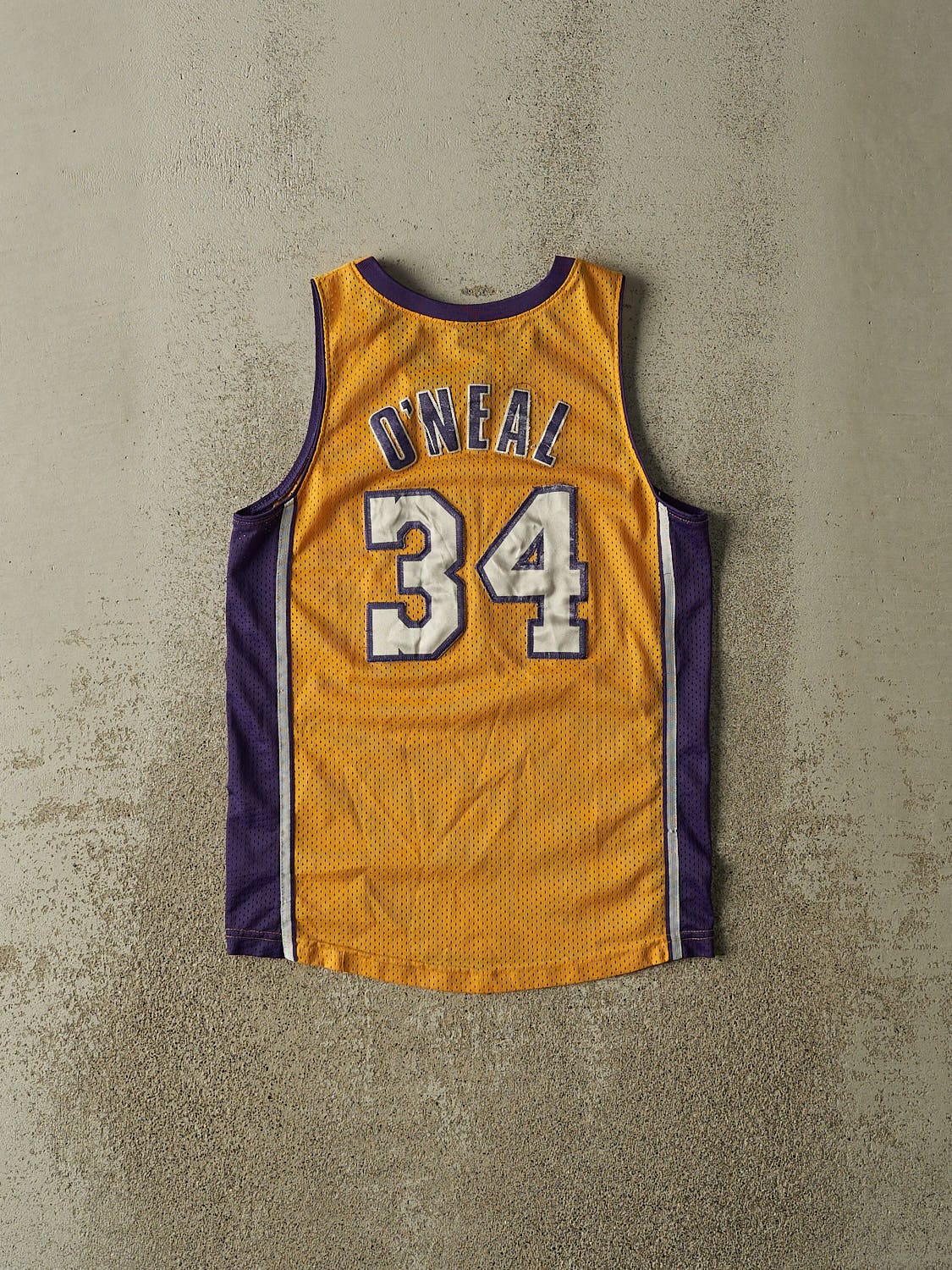 Vintage Y2K Yellow Los Angeles Lakers #34 Shaquille O'Neal Jersey (XS/S)