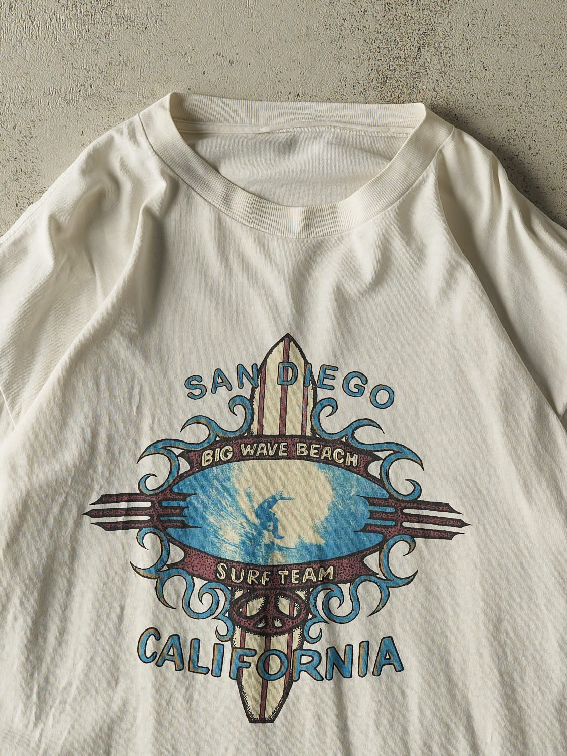 Vintage Y2K White San Diego California Big Wave Beach Tee (XL/XXL)