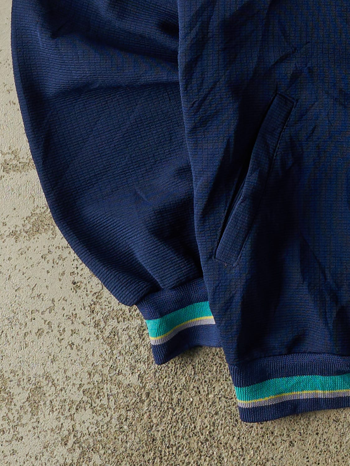 Vintage Y2K Navy Blue Nike Striped Bomber Style Lightweight Jacket (M/L)