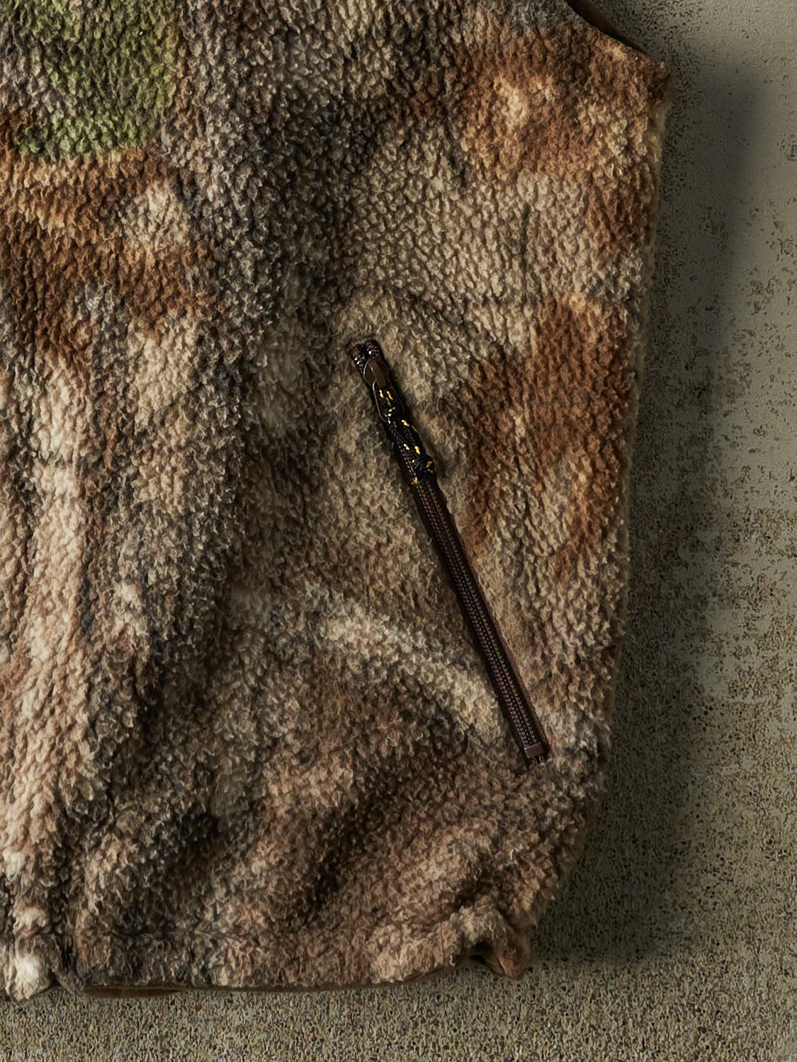 Vintage 90s Camo Fleece Vest (M/L)