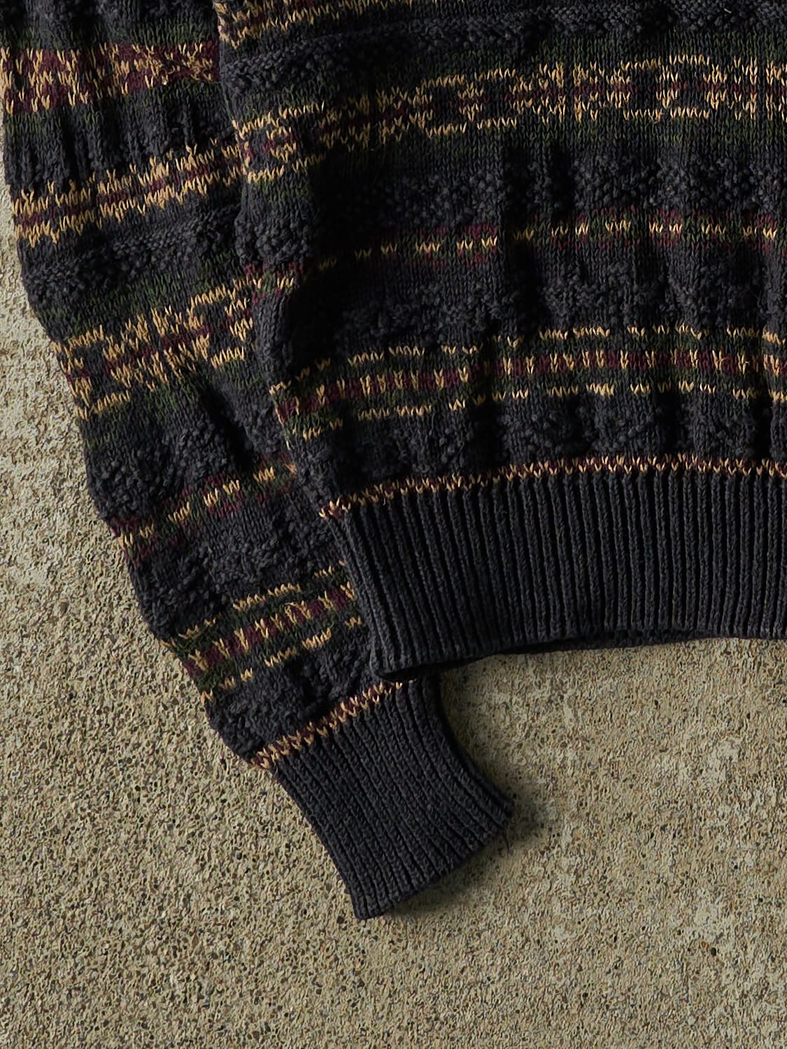 Vintage 90s Navy Blue Patterned Knit Pullover (L)