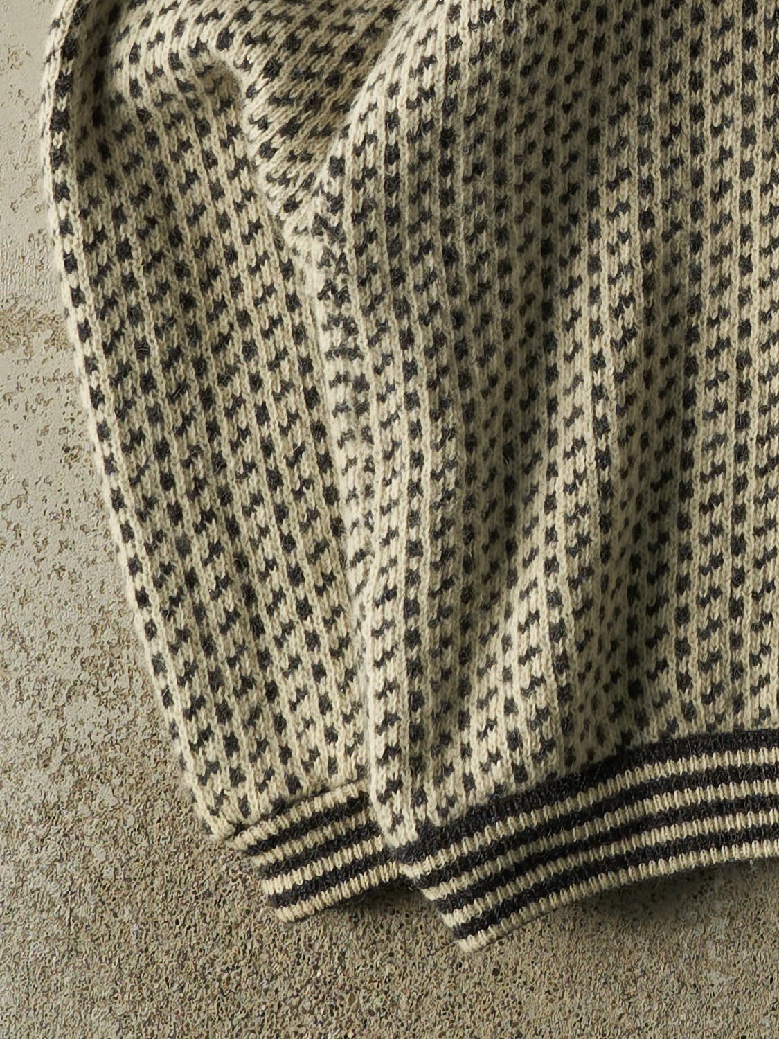Vintage 90s Beige LL Bean Patterned Knit (M/L)