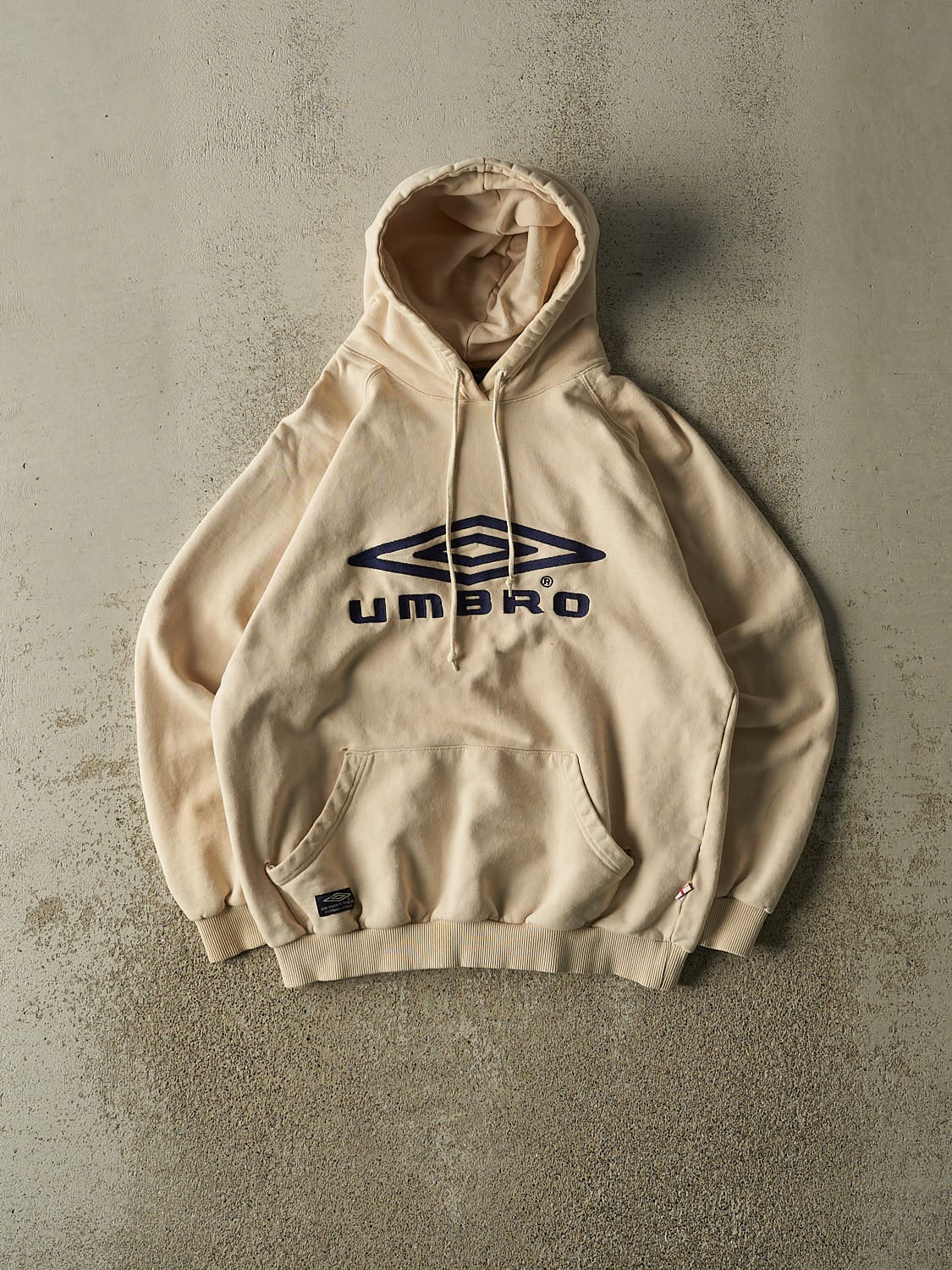Vintage Y2K Beige Umbro Embroidered Hoodie (S)
