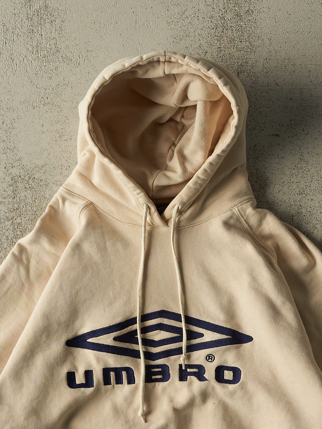 Vintage Y2K Beige Umbro Embroidered Hoodie (S)