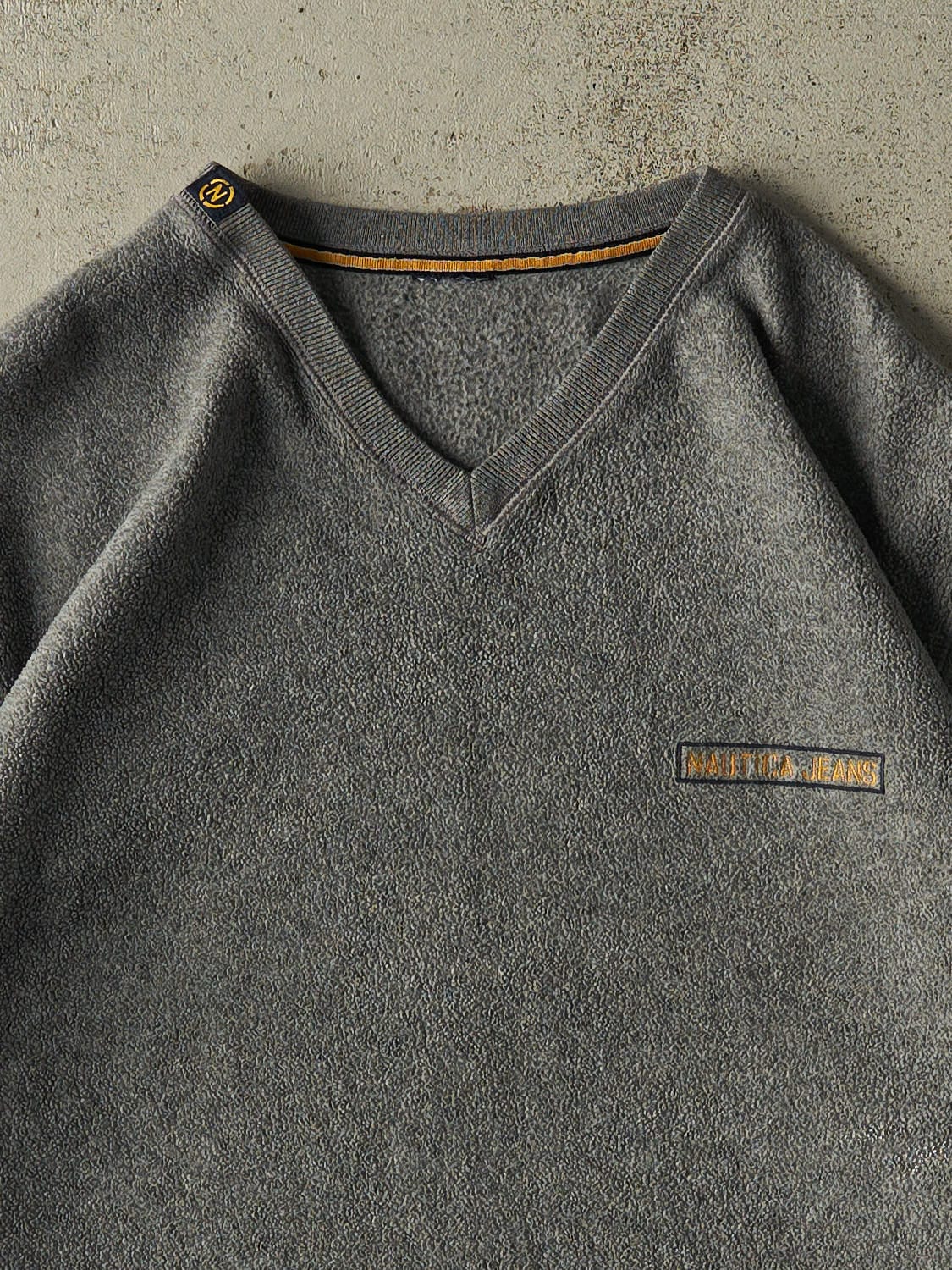 Vintage Y2K Grey Nautica Embroidered Fleece Longsleeve (XL/XXL)