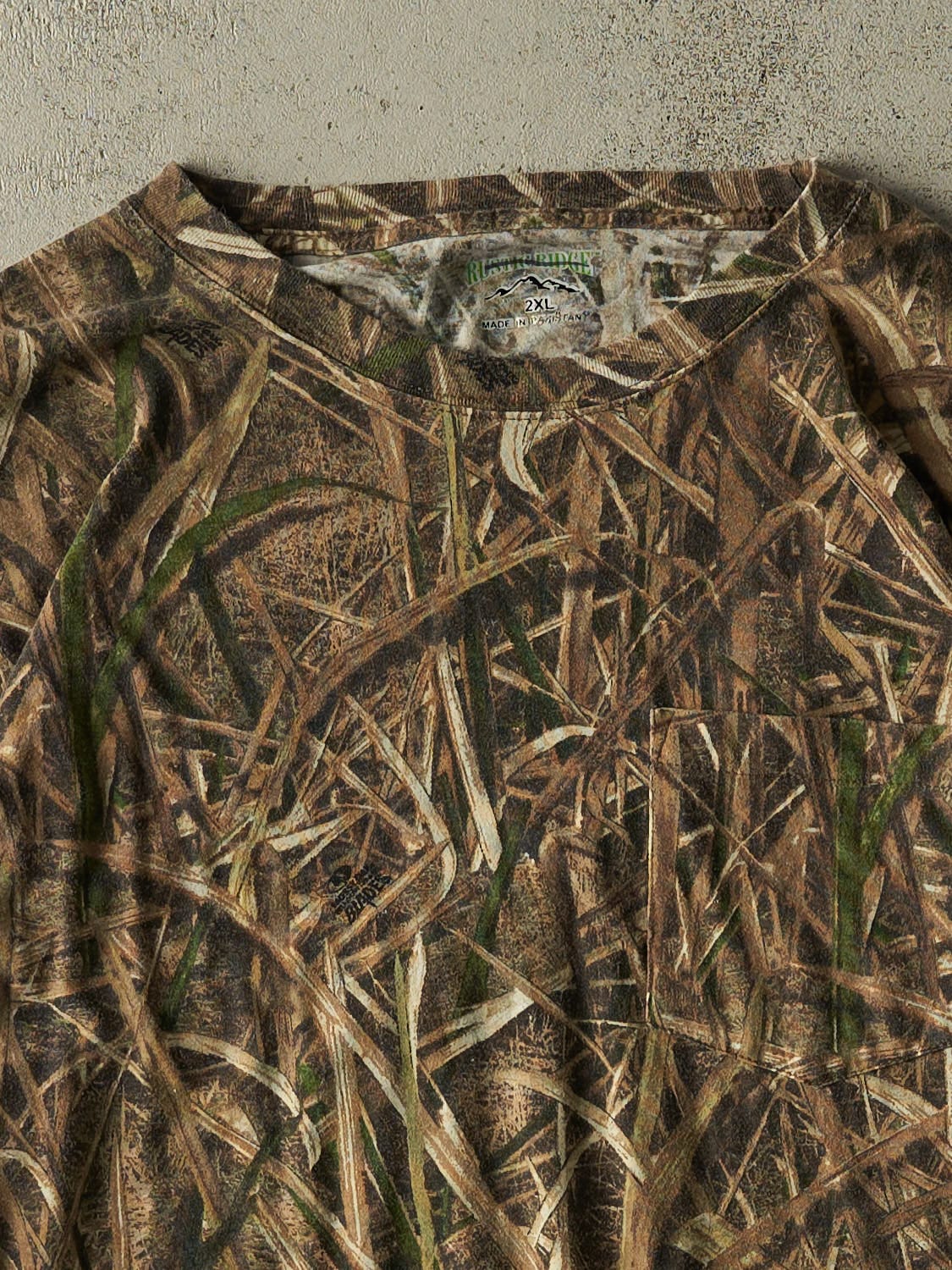 Vintage Y2K Camo Mossy Oak Long Sleeve (XL/XXL)