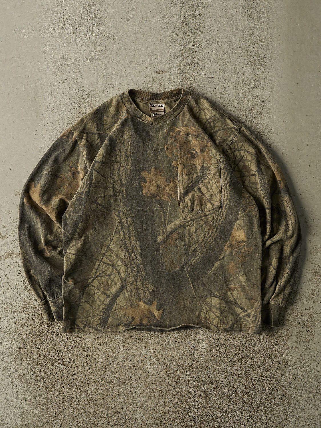 Vintage 90s Camo Realtree Pocket Long Sleeve (S/M)