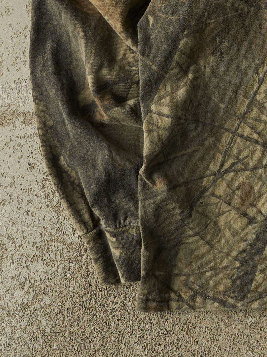 Vintage 90s Camo Realtree Pocket Long Sleeve (S/M)